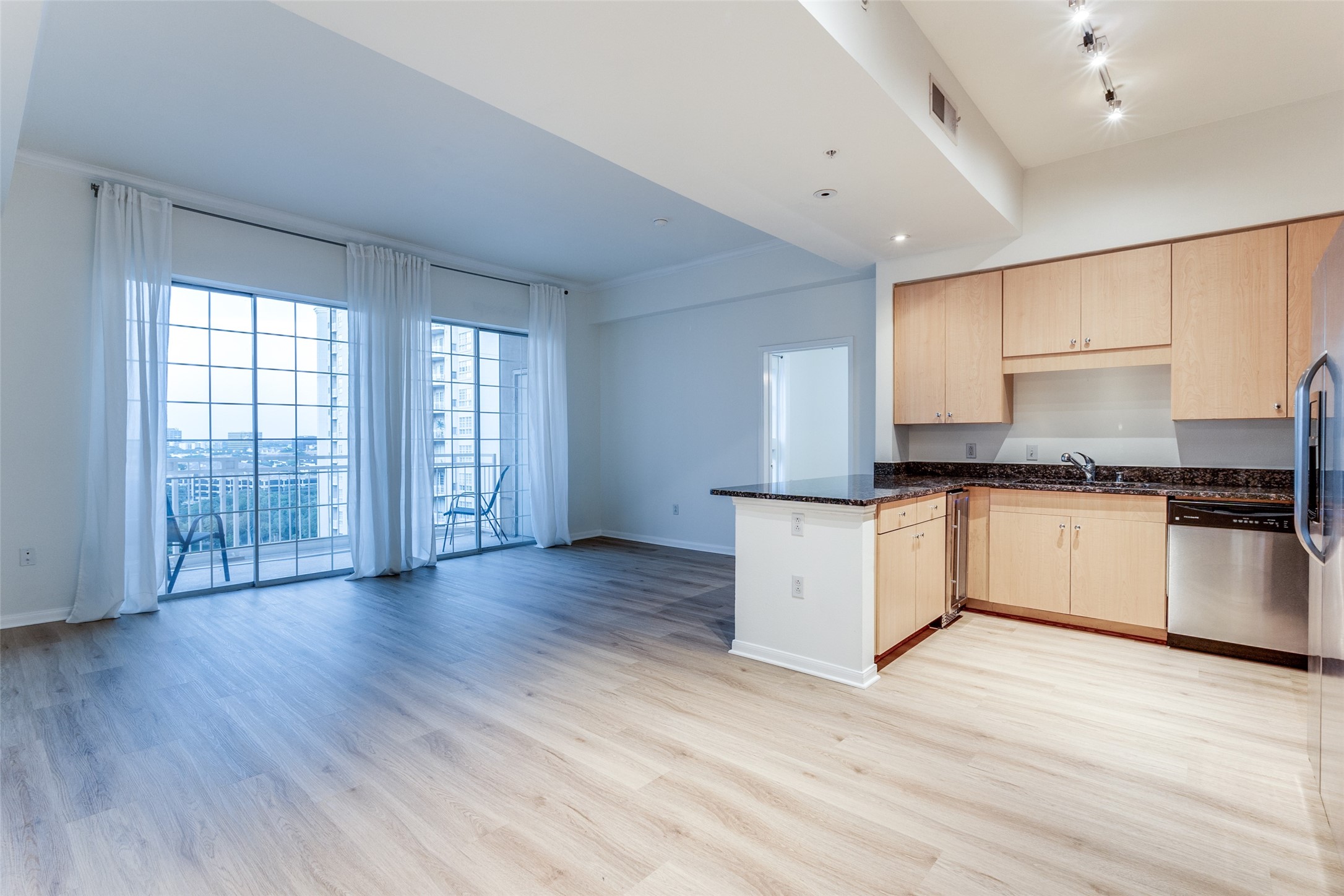 3225 Turtle Creek Boulevard 1417