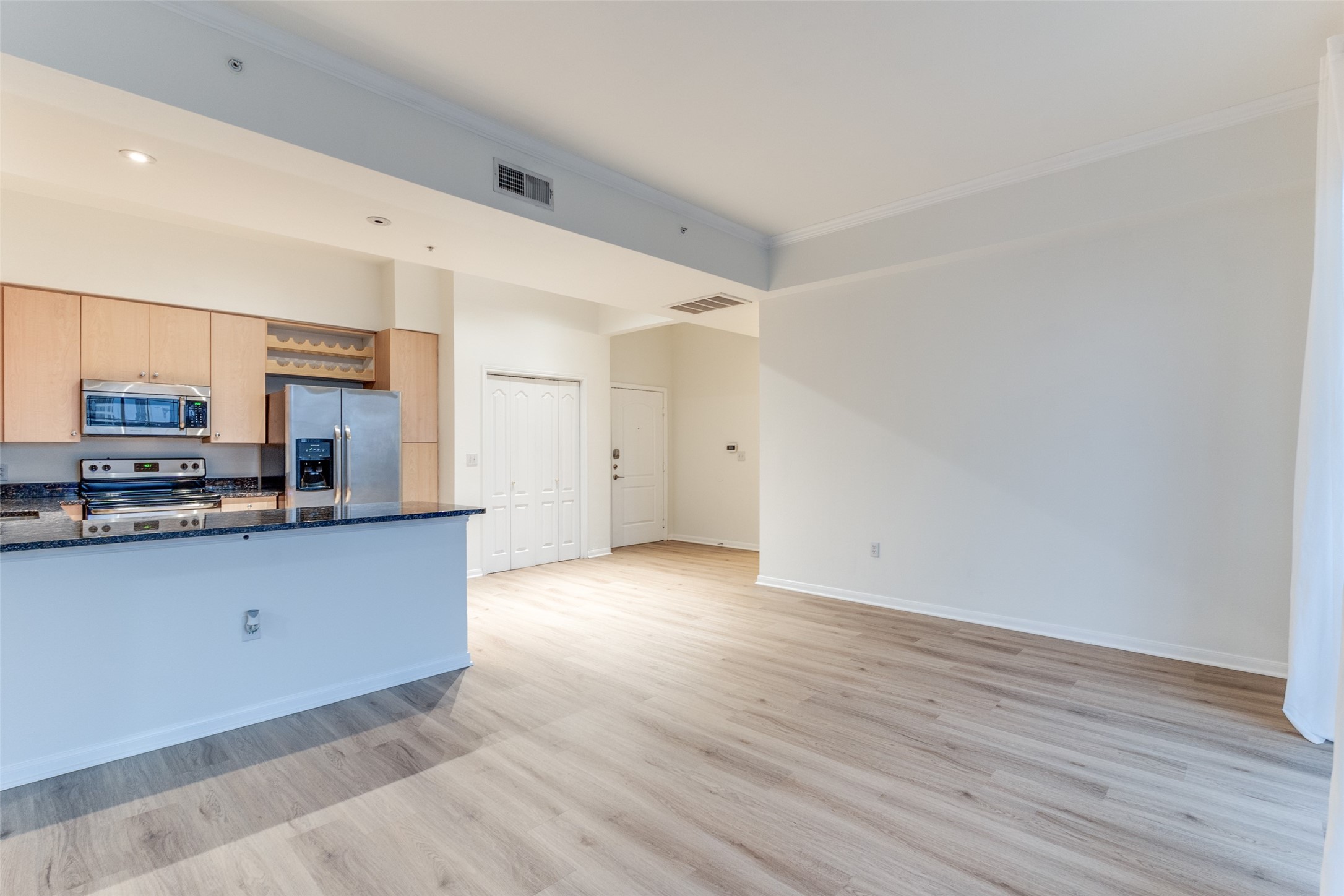 3225 Turtle Creek Boulevard 1417