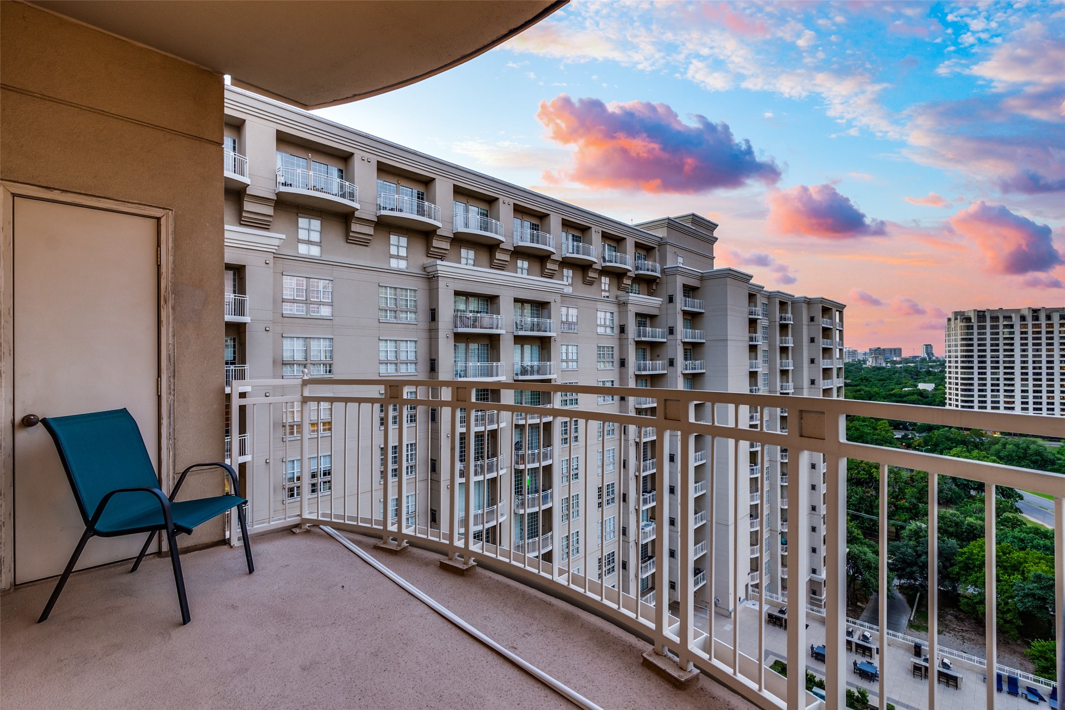 3225 Turtle Creek Boulevard 1417