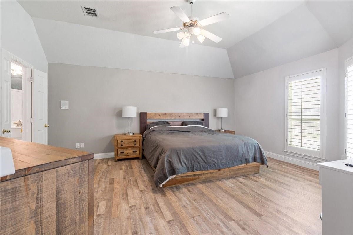 1314 San Mateo Drive