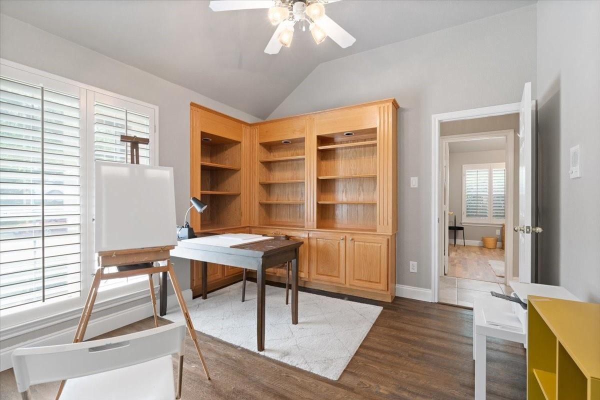 1314 San Mateo Drive