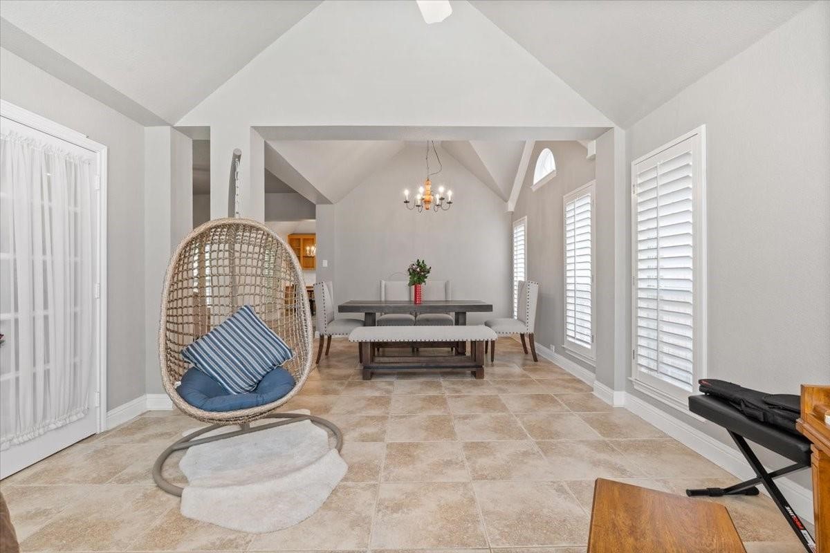 1314 San Mateo Drive