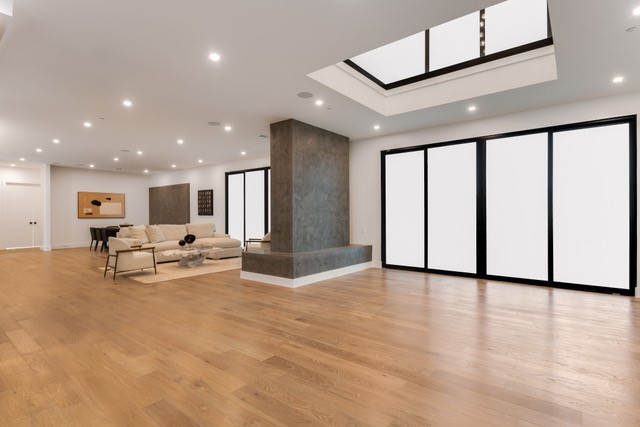 220 Sunset Point Trail