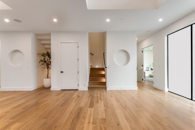 220 Sunset Point Trail