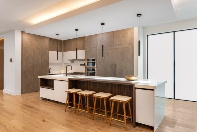 220 Sunset Point Trail