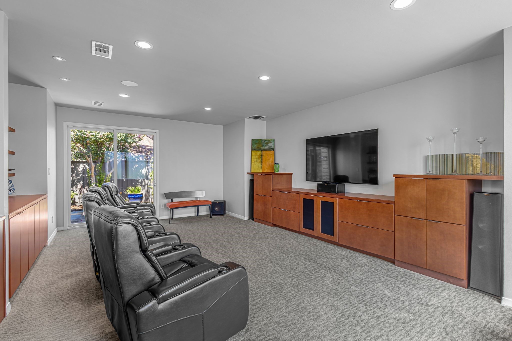 5958 Club Oaks Circle