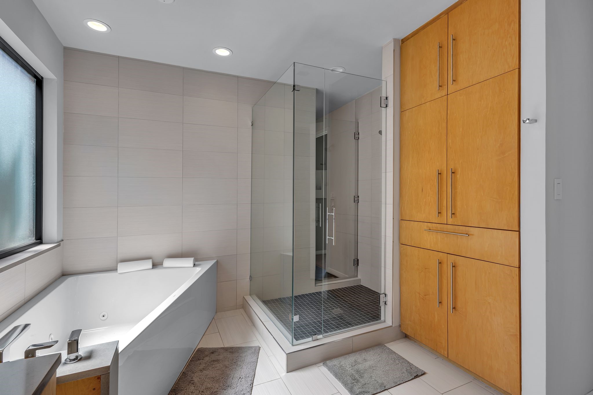 5958 Club Oaks Circle