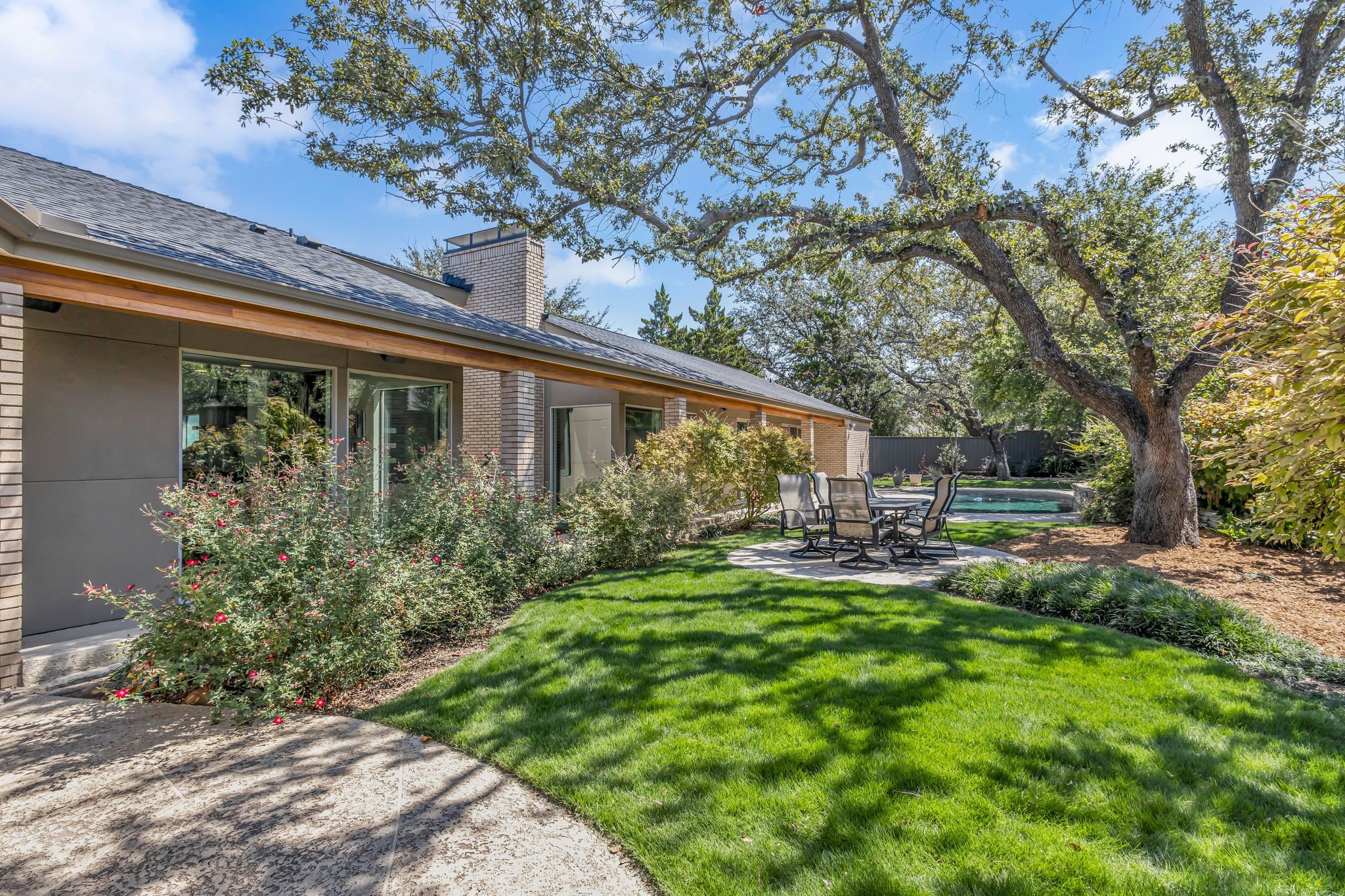 5958 Club Oaks Circle