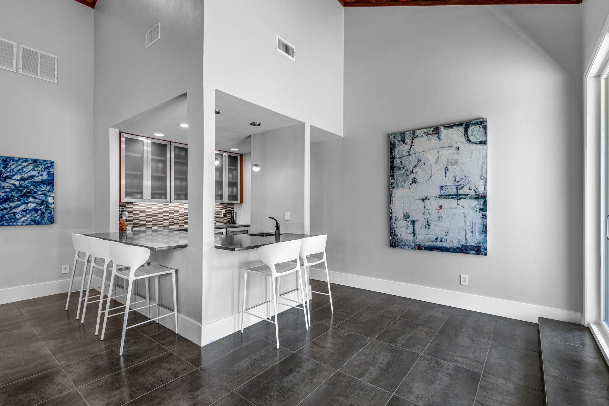 5958 Club Oaks Circle