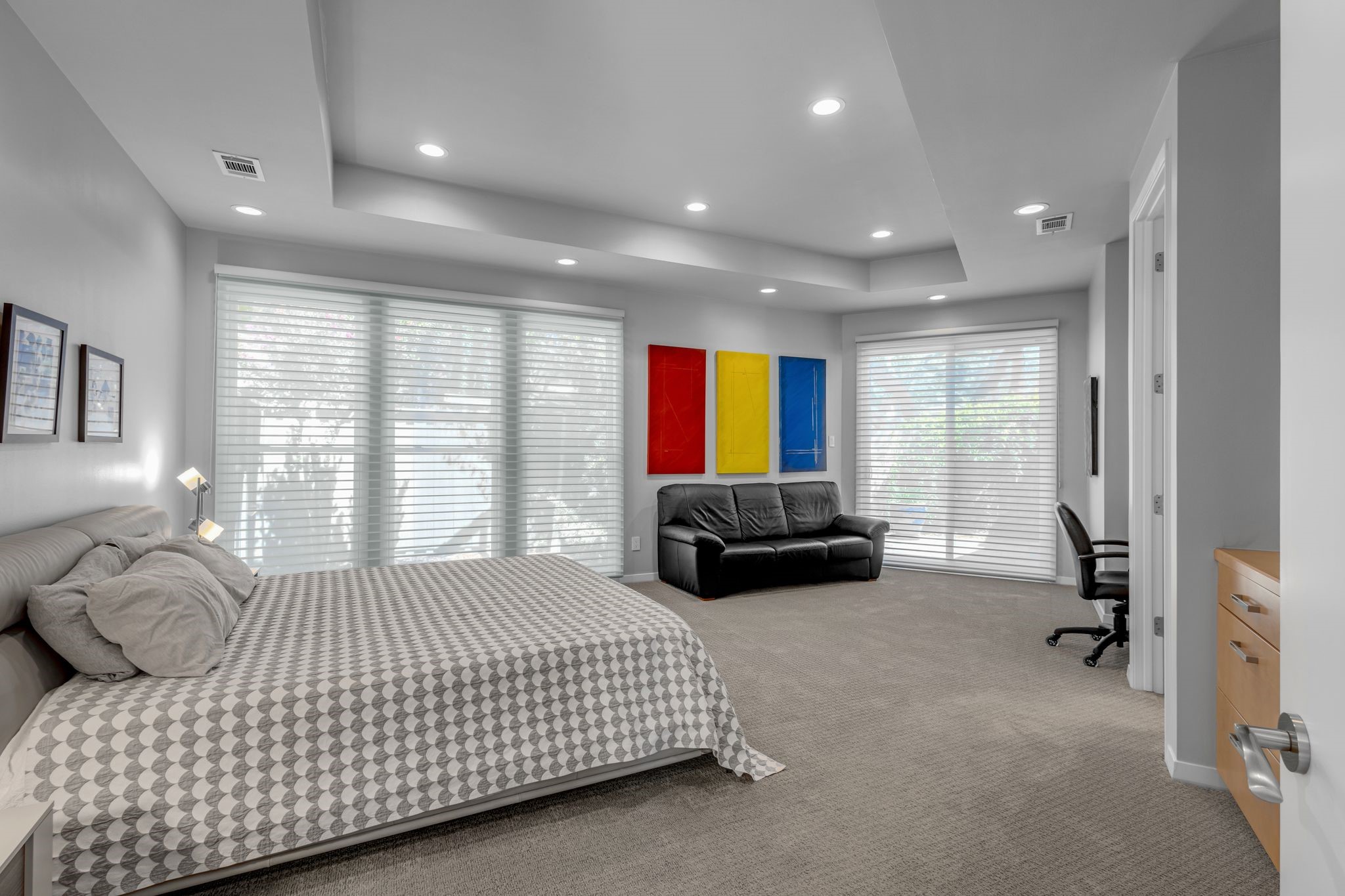 5958 Club Oaks Circle