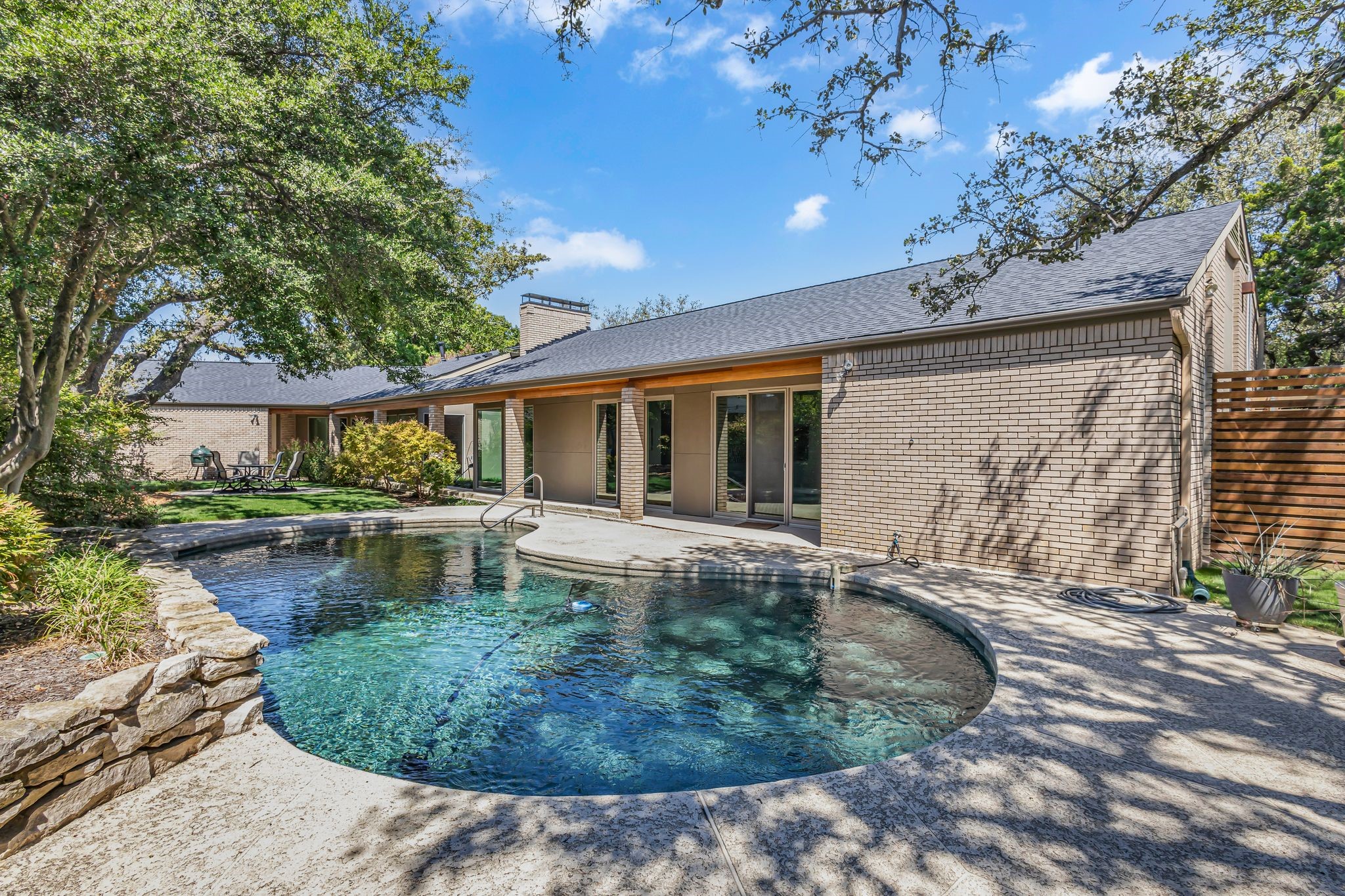 5958 Club Oaks Circle