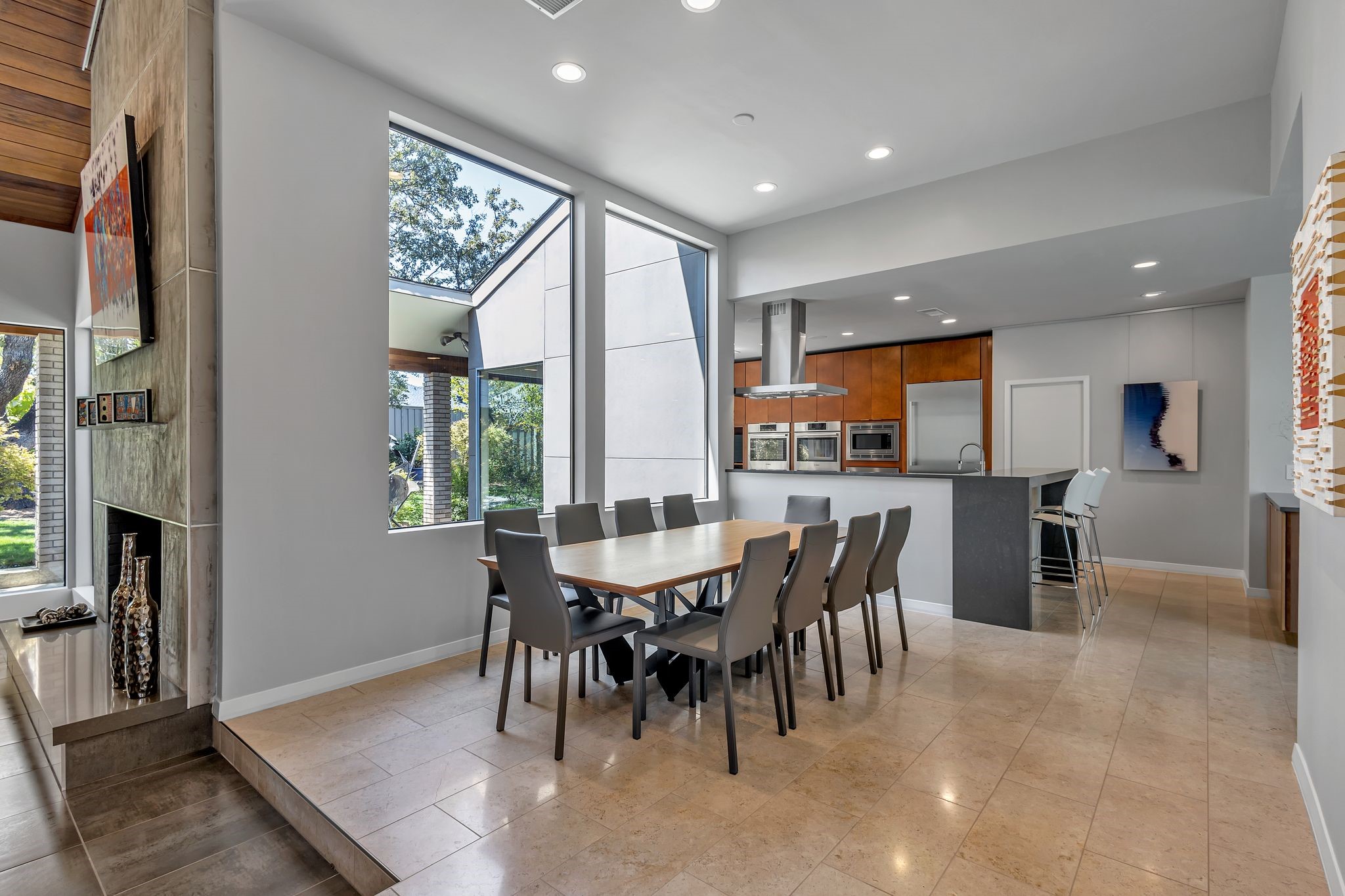 5958 Club Oaks Circle