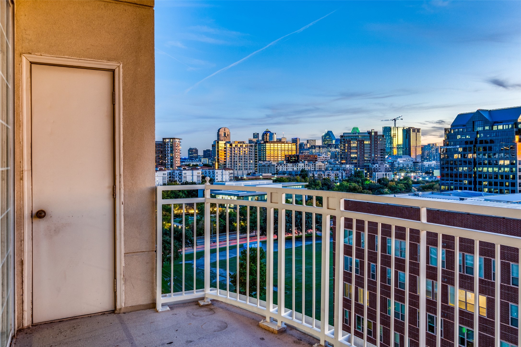 3225 Turtle Creek Boulevard 920