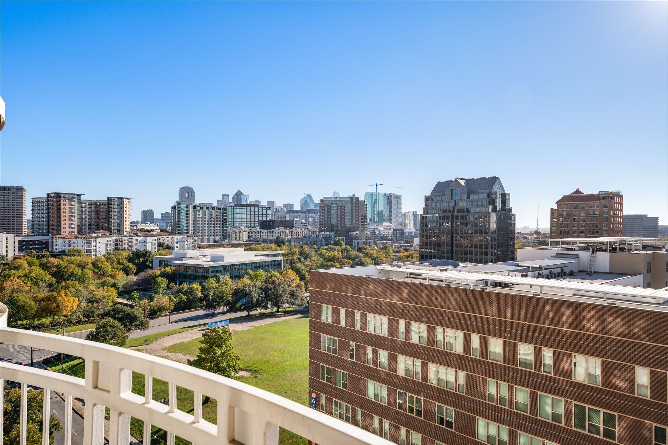 3225 Turtle Creek Boulevard 920