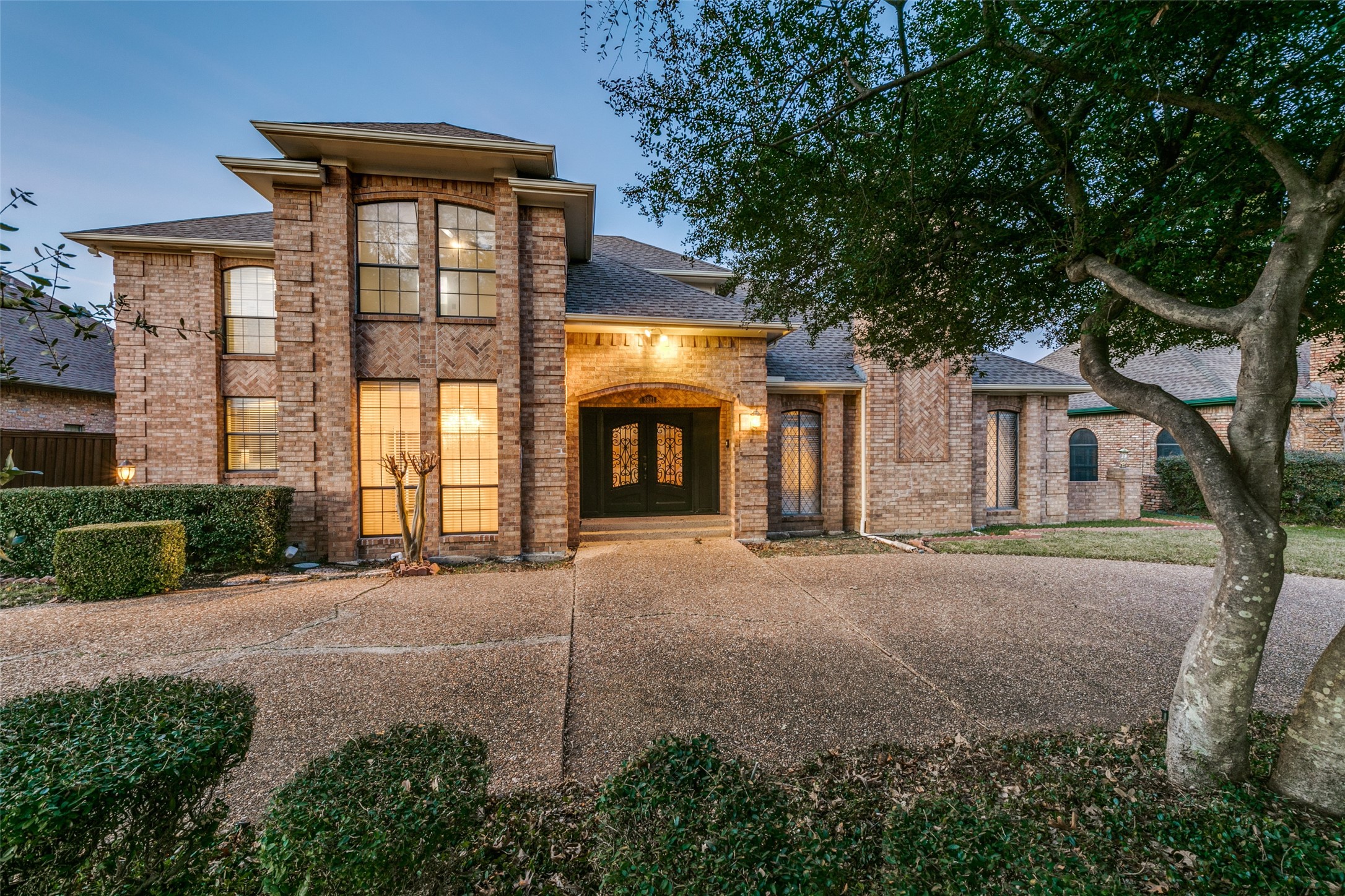 3821 Manchester Circle