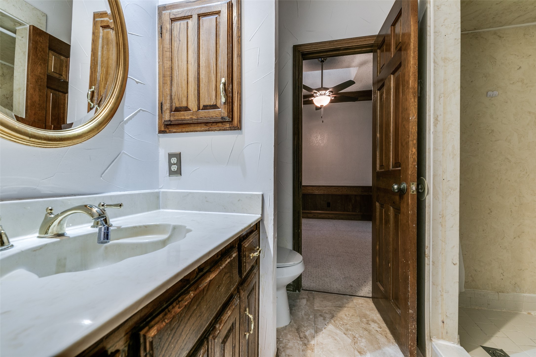 3821 Manchester Circle