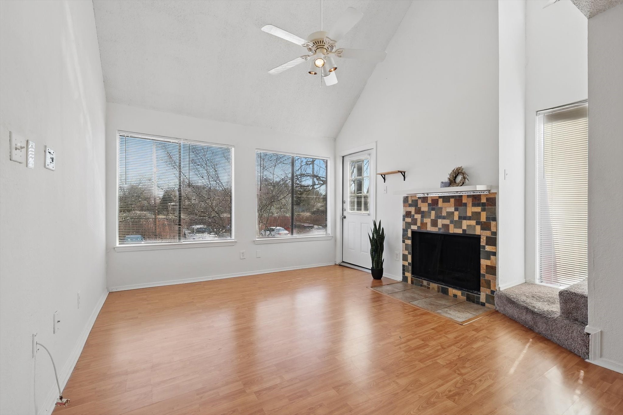 9813 Walnut Street 205