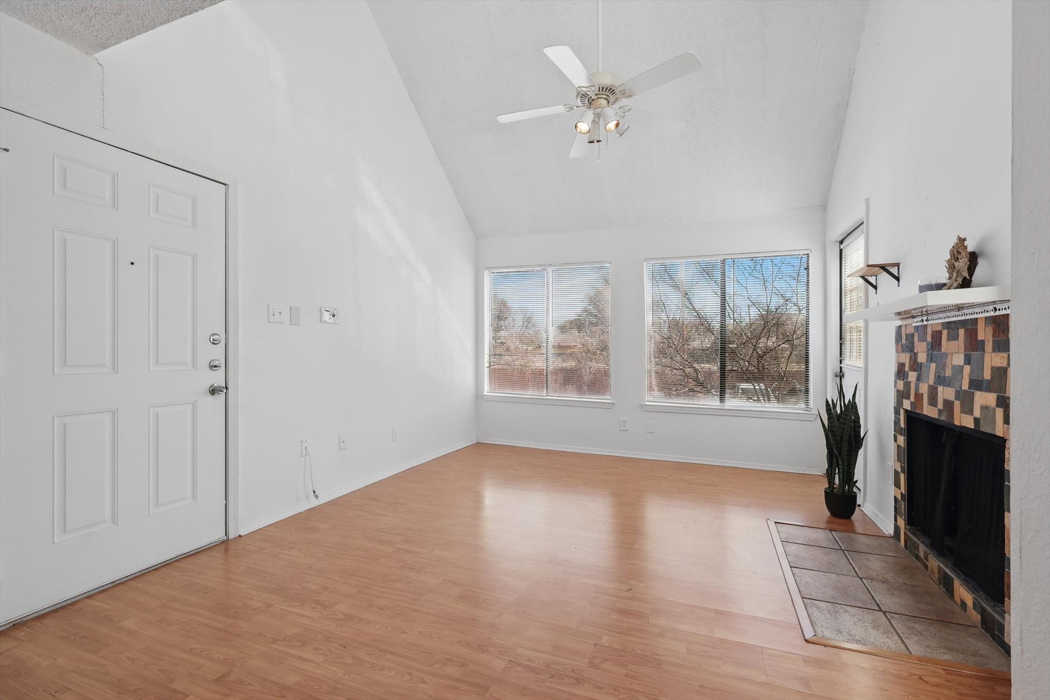 9813 Walnut Street 205