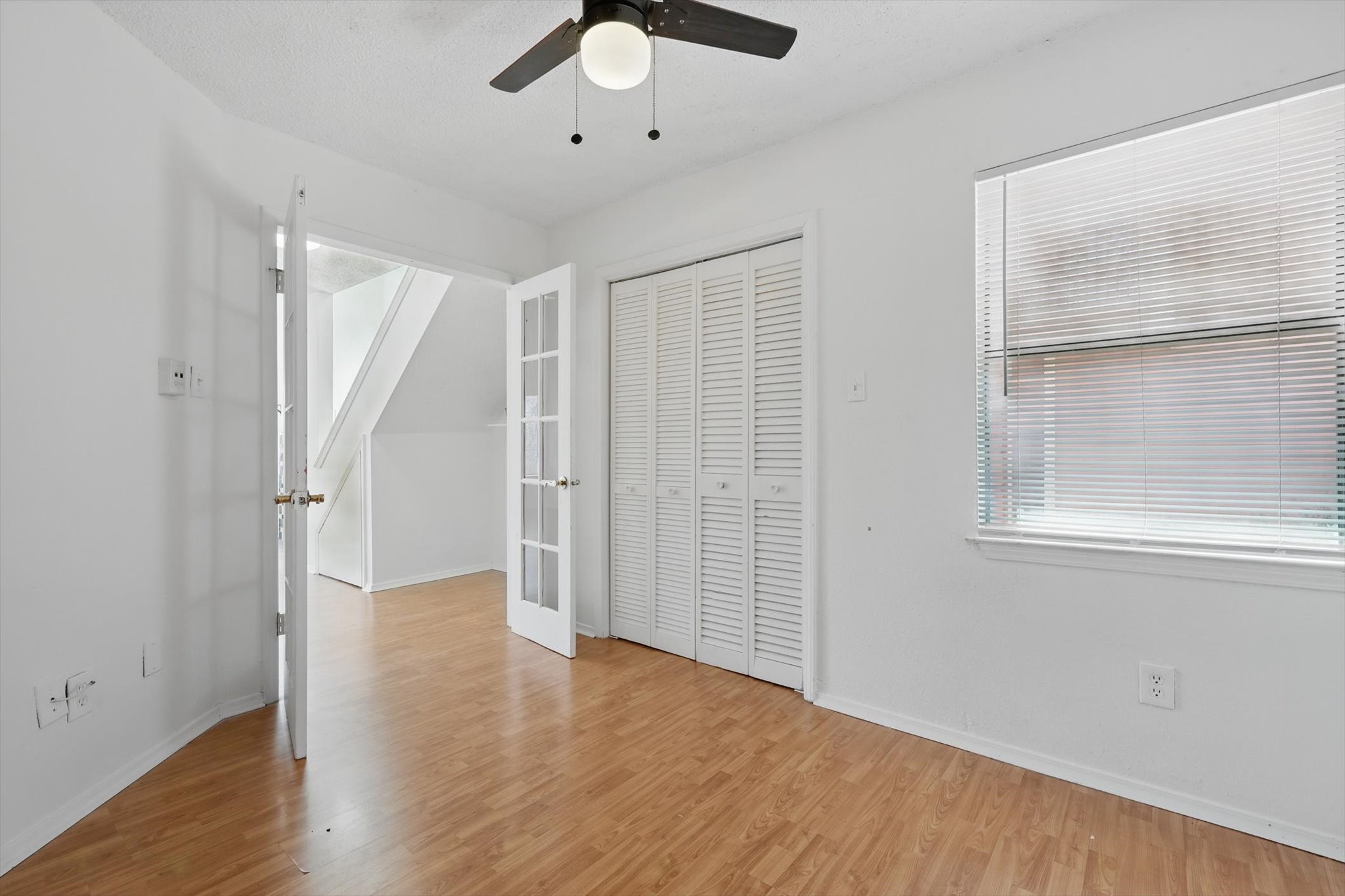 9813 Walnut Street 205