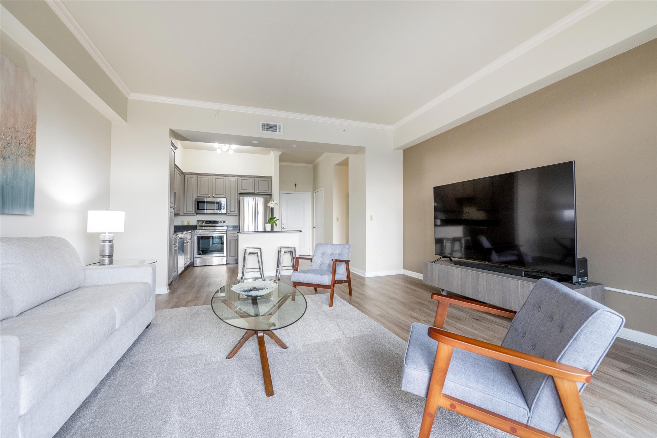 3225 Turtle Creek Boulevard 1214