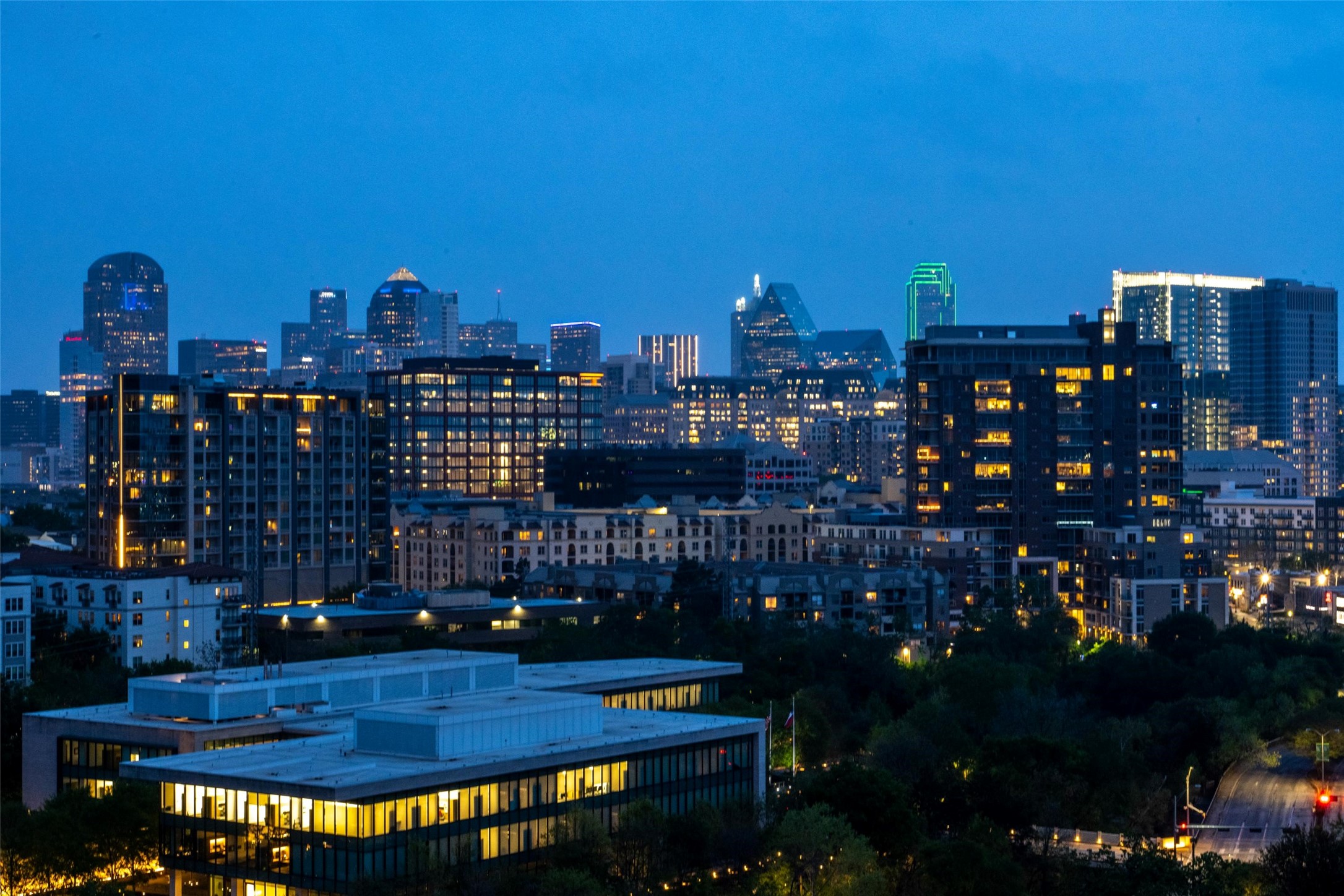 3225 Turtle Creek Boulevard 1214