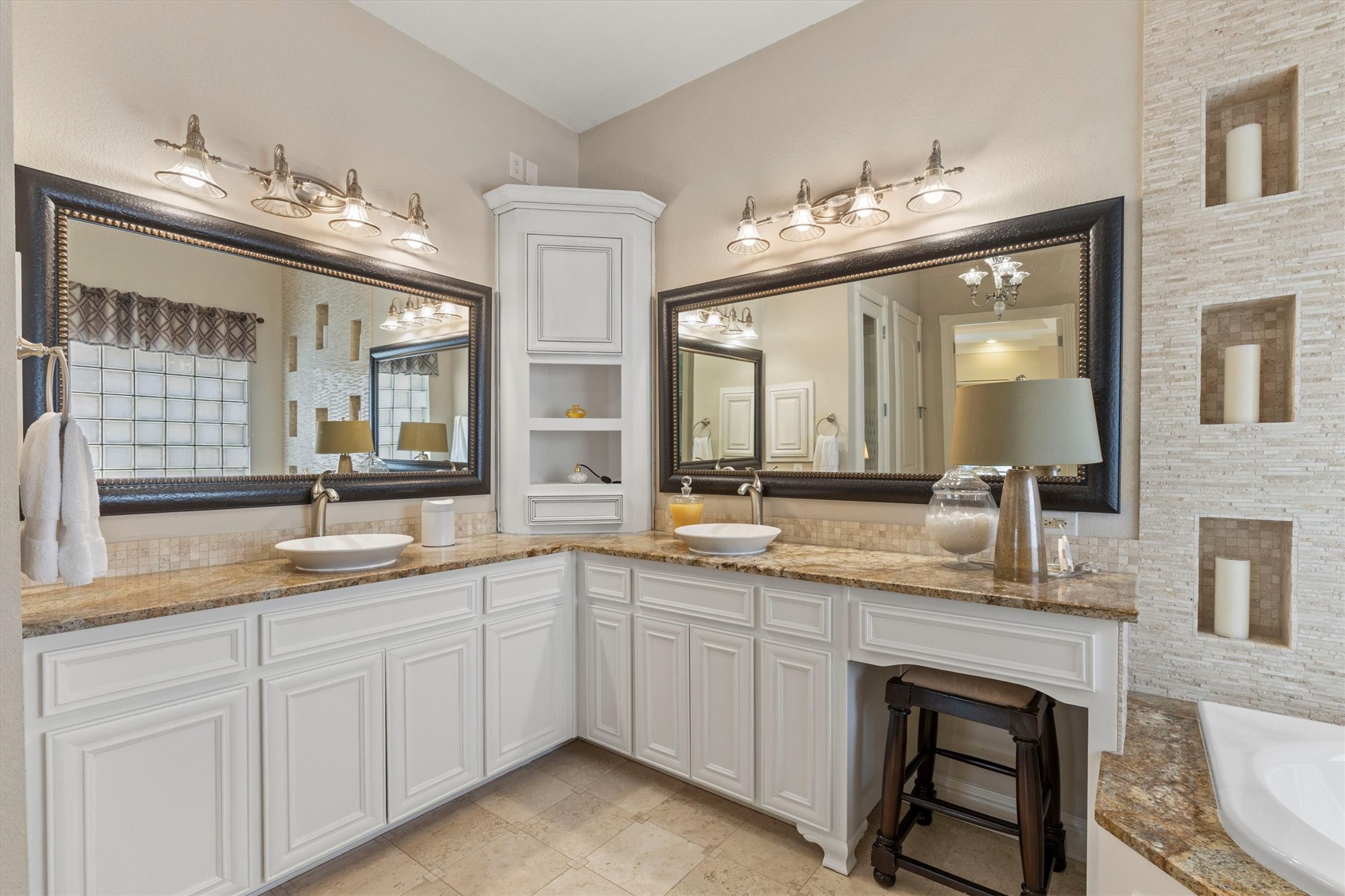 3420 Bridgewater Drive