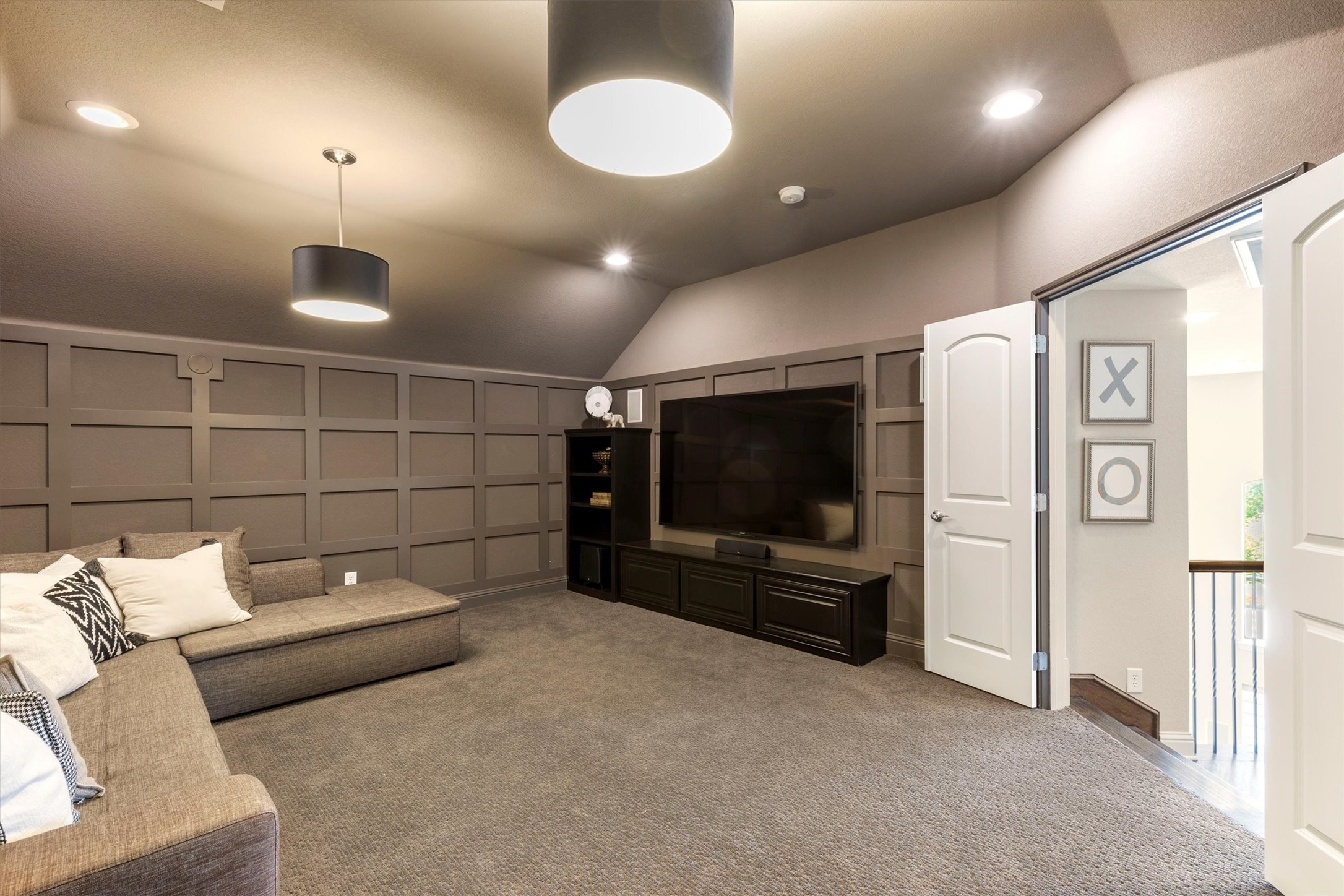 3420 Bridgewater Drive