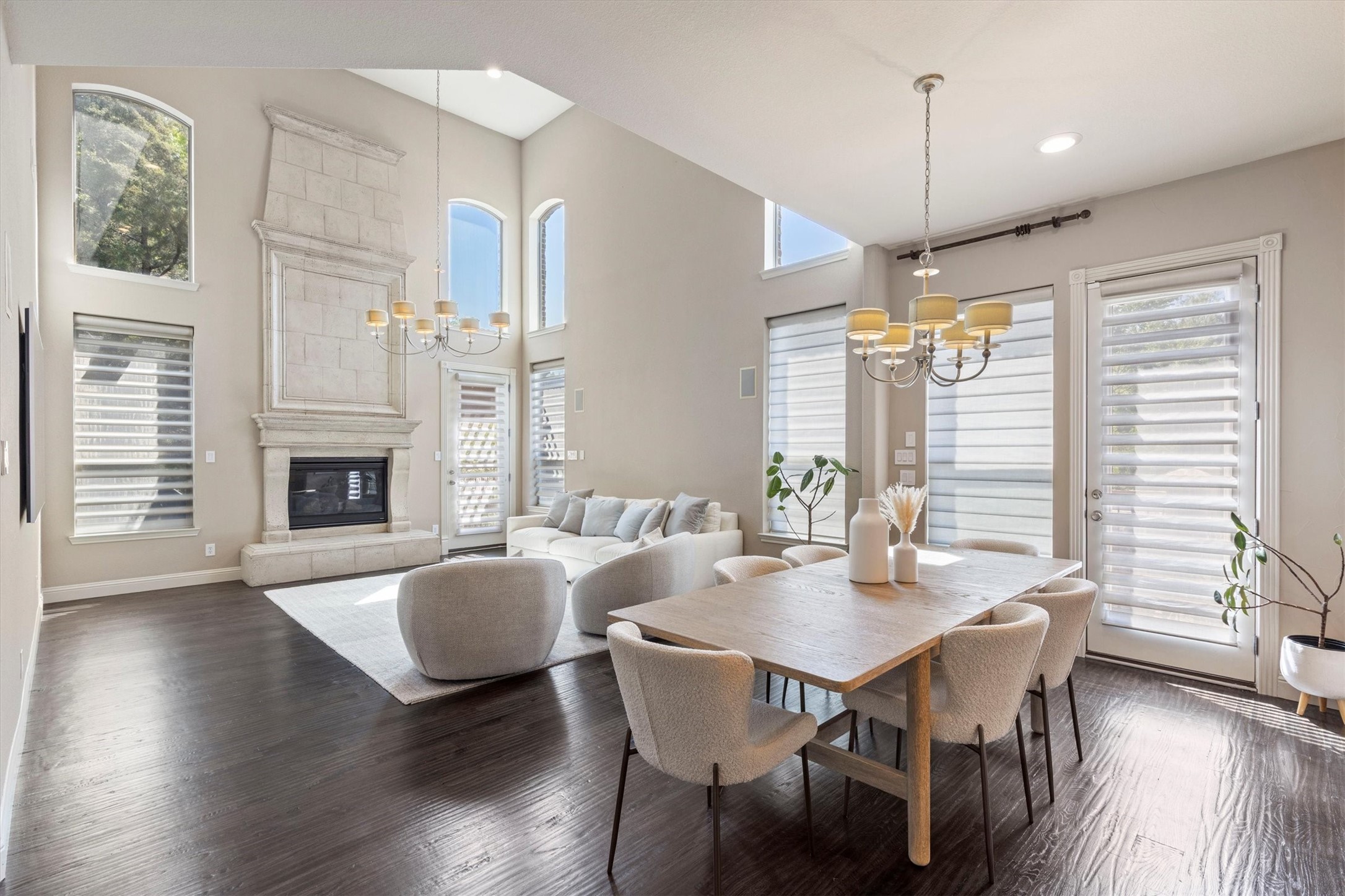 3420 Bridgewater Drive