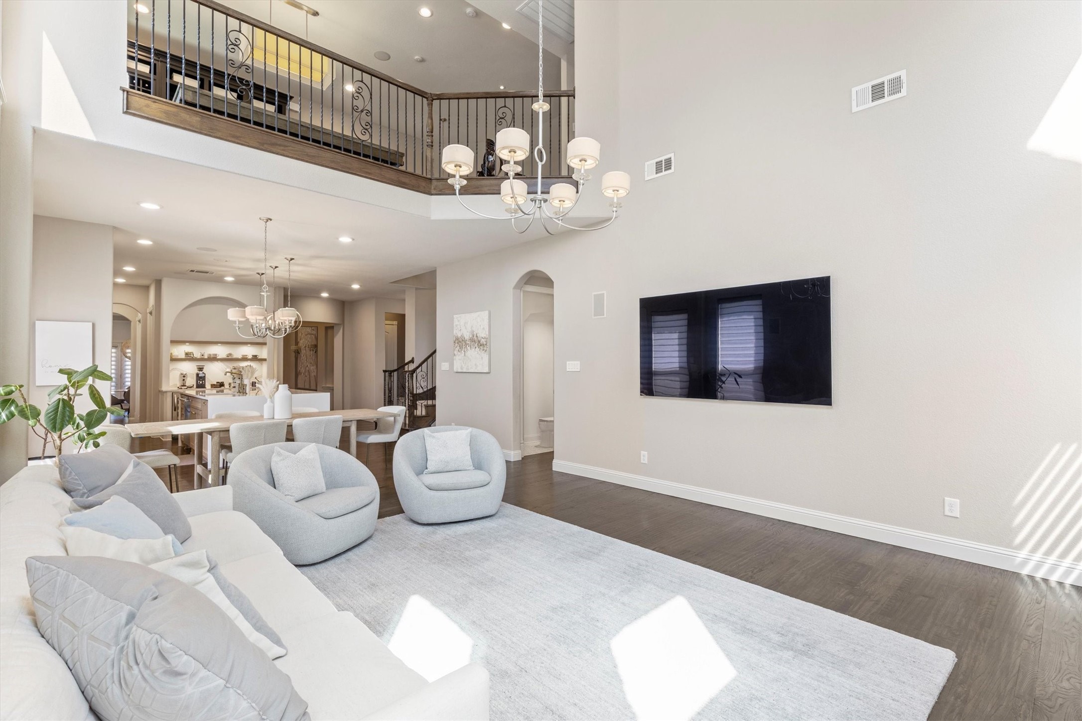 3420 Bridgewater Drive