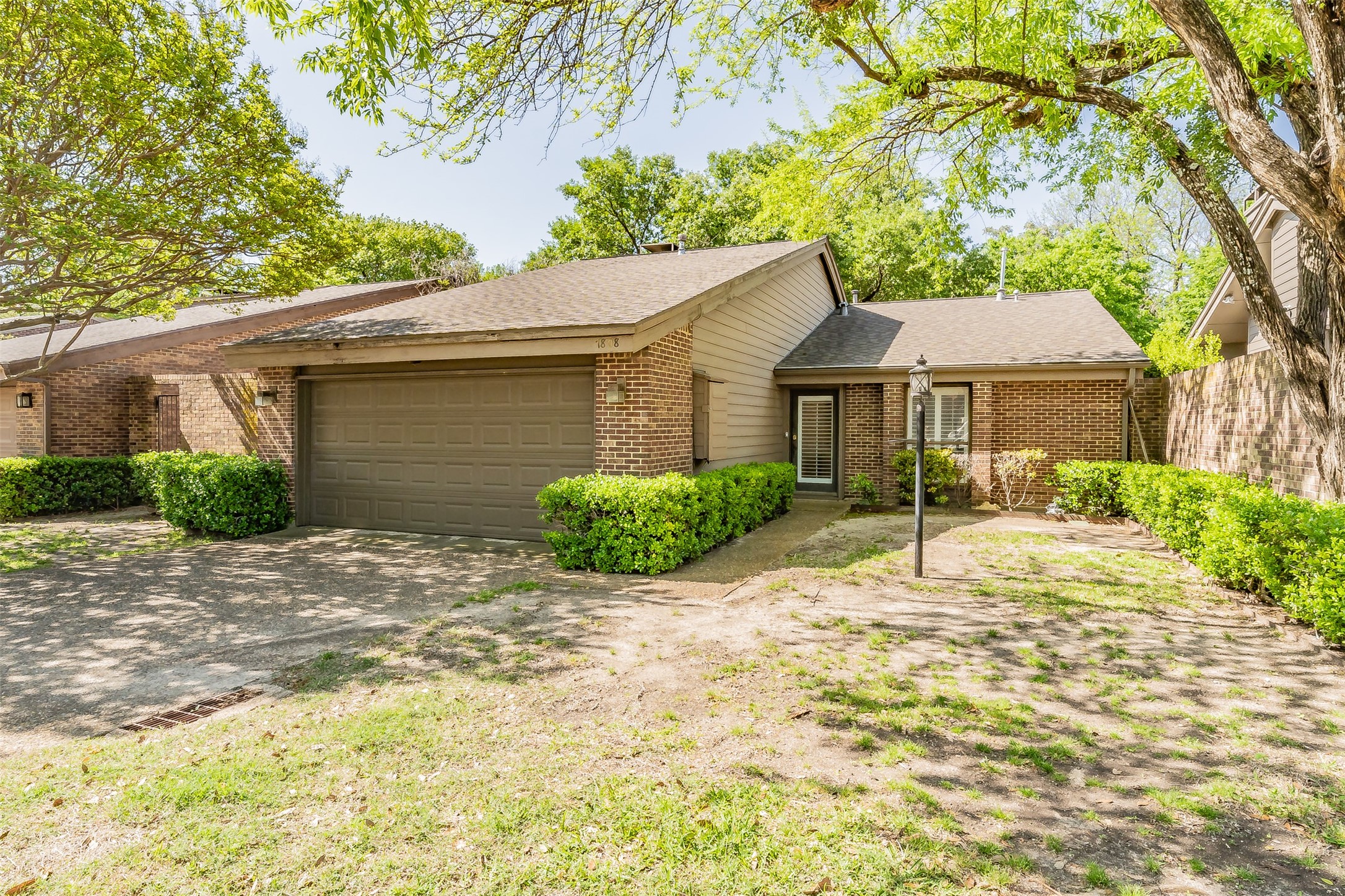 7808 High Oaks Circle