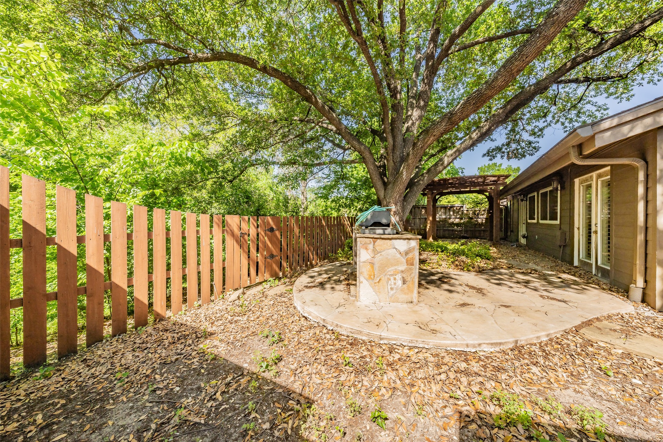 7808 High Oaks Circle