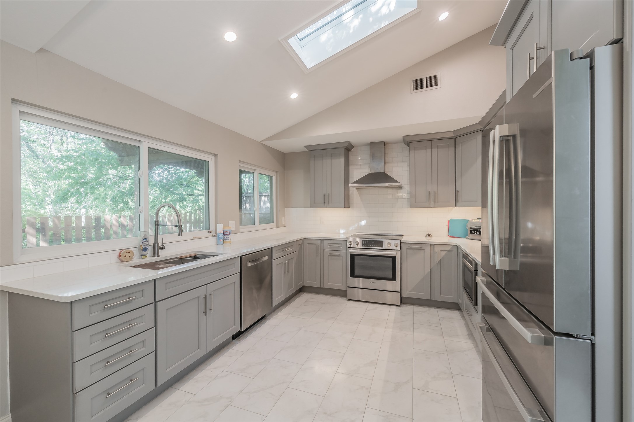 7808 High Oaks Circle