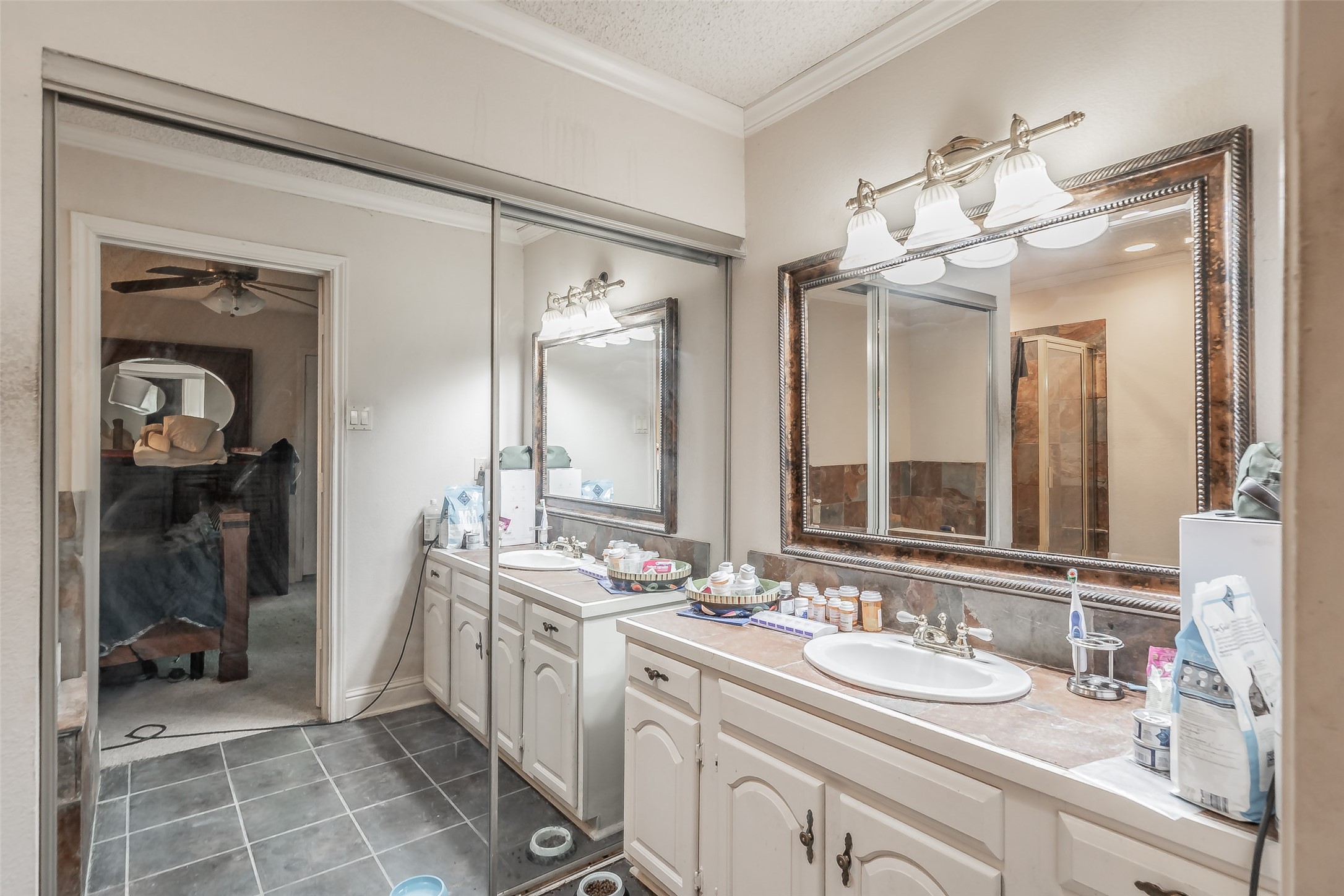 7808 High Oaks Circle