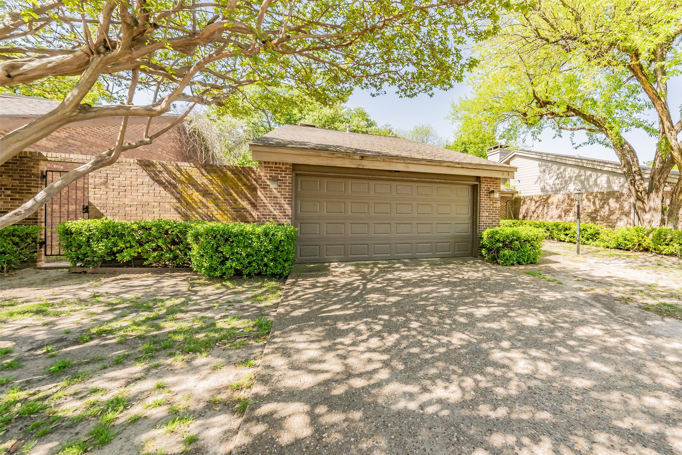 7808 High Oaks Circle