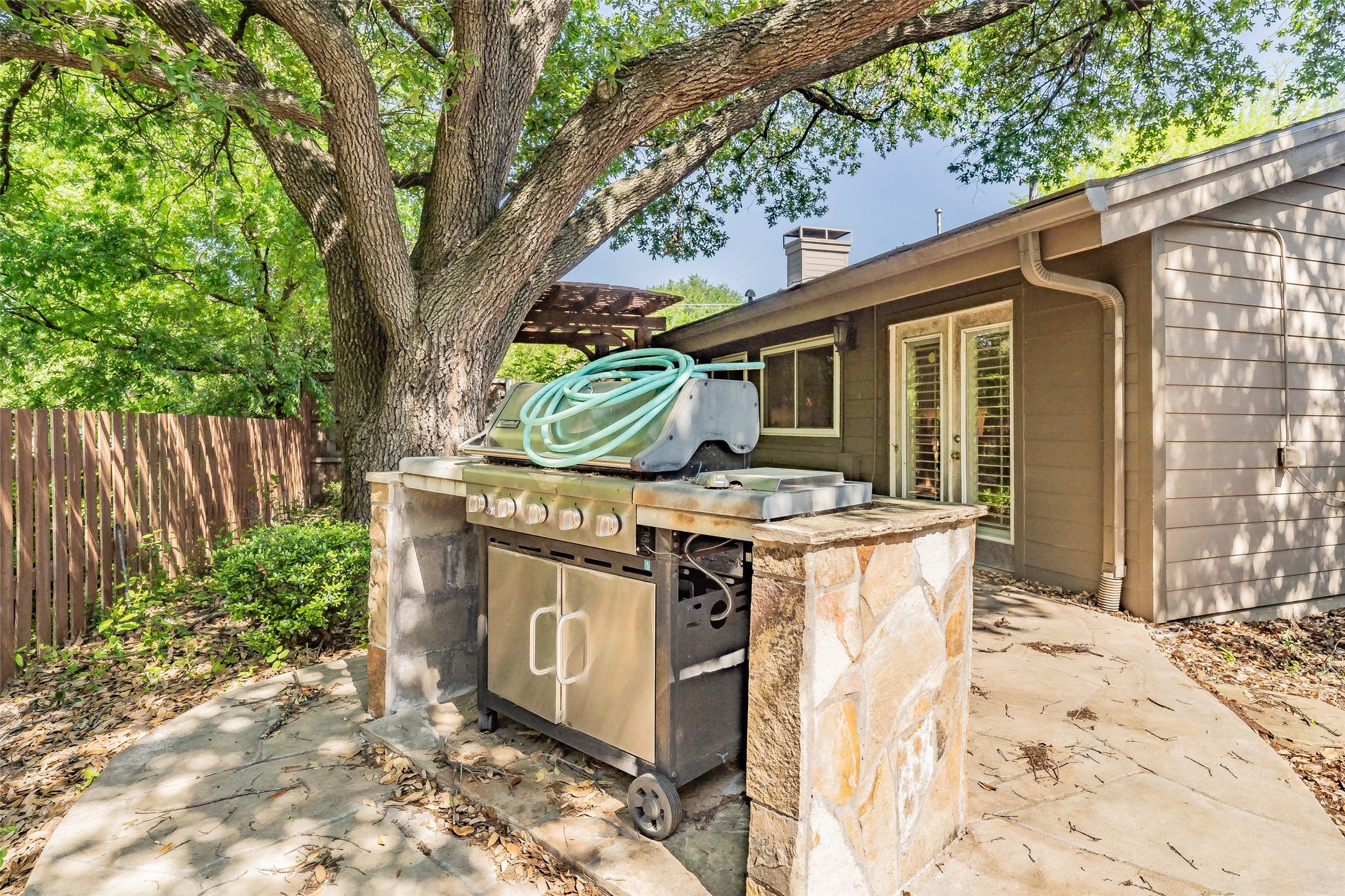 7808 High Oaks Circle