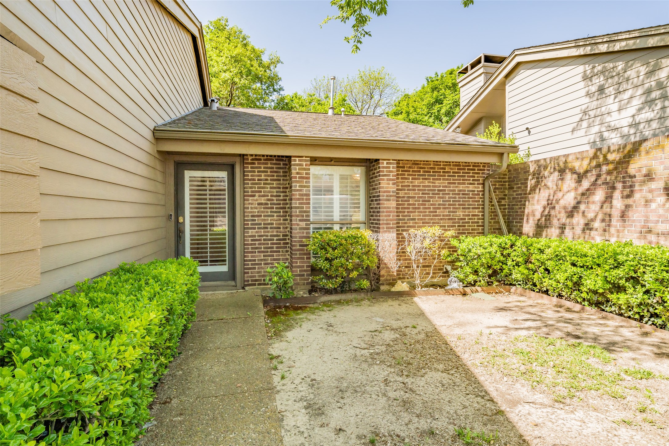 7808 High Oaks Circle