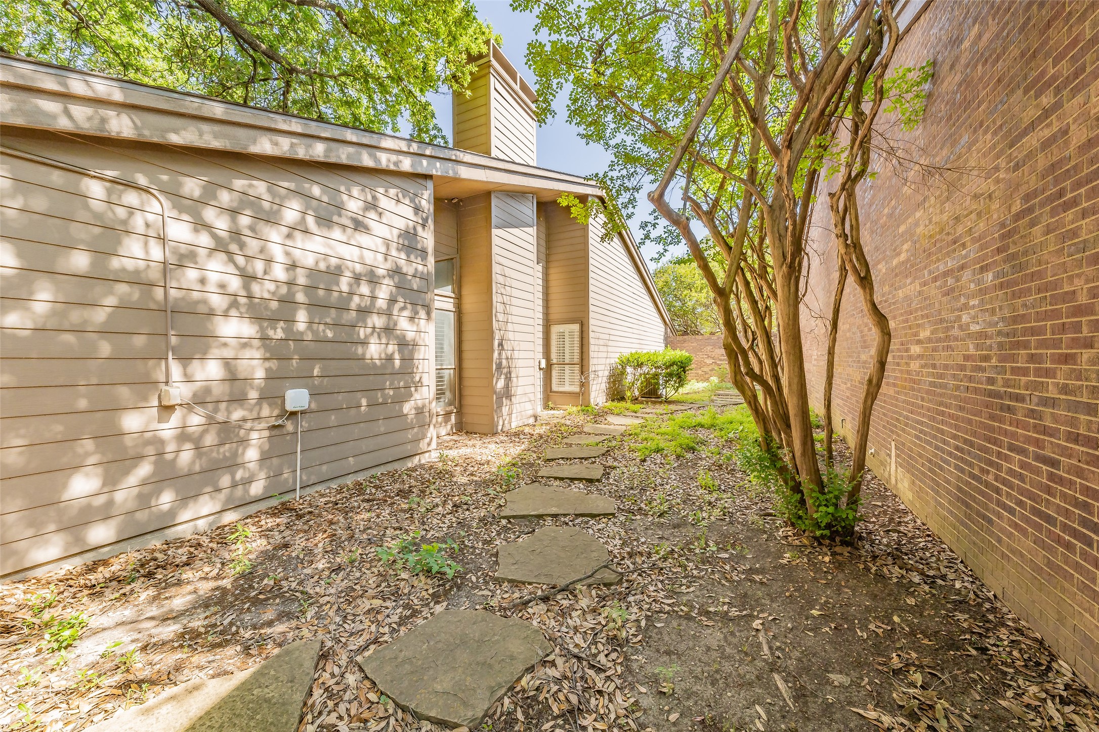 7808 High Oaks Circle