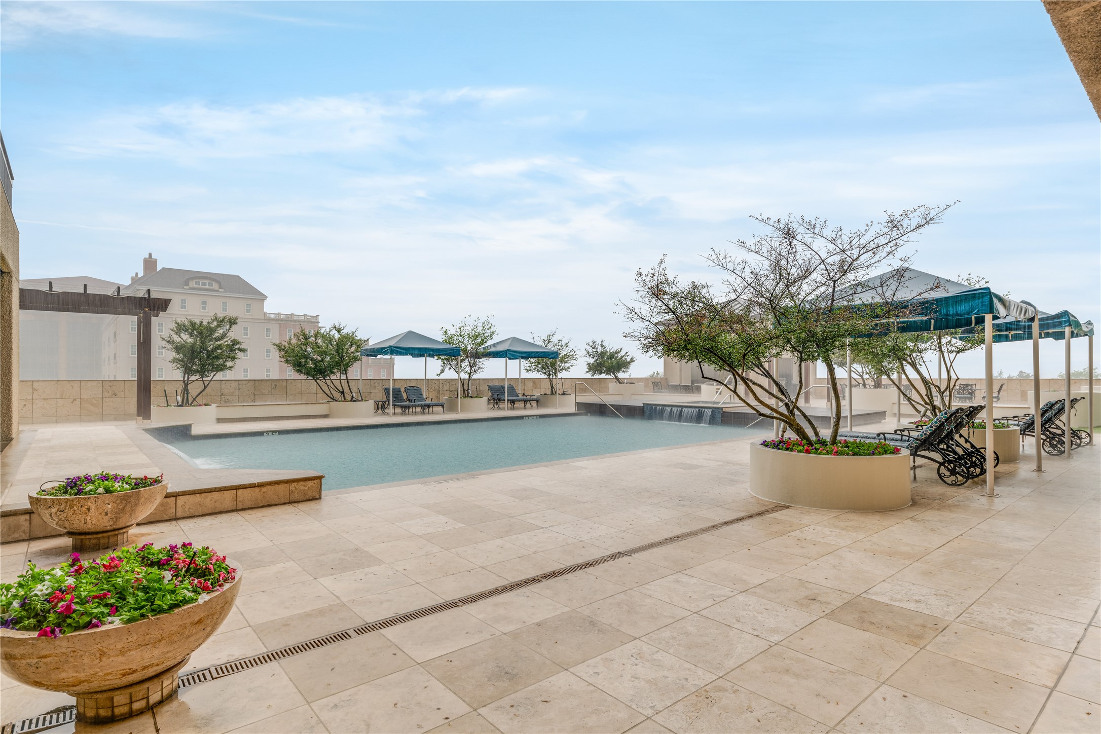 5909 Luther Lane 1700