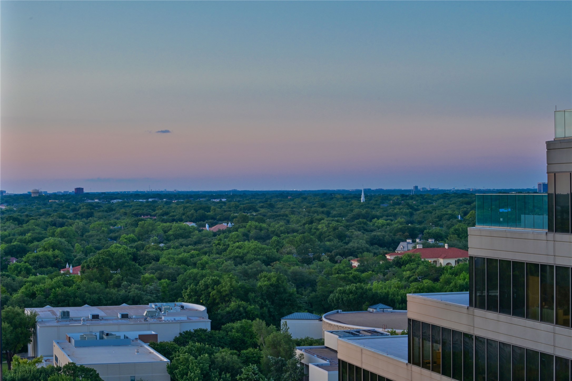 5909 Luther Lane 1700