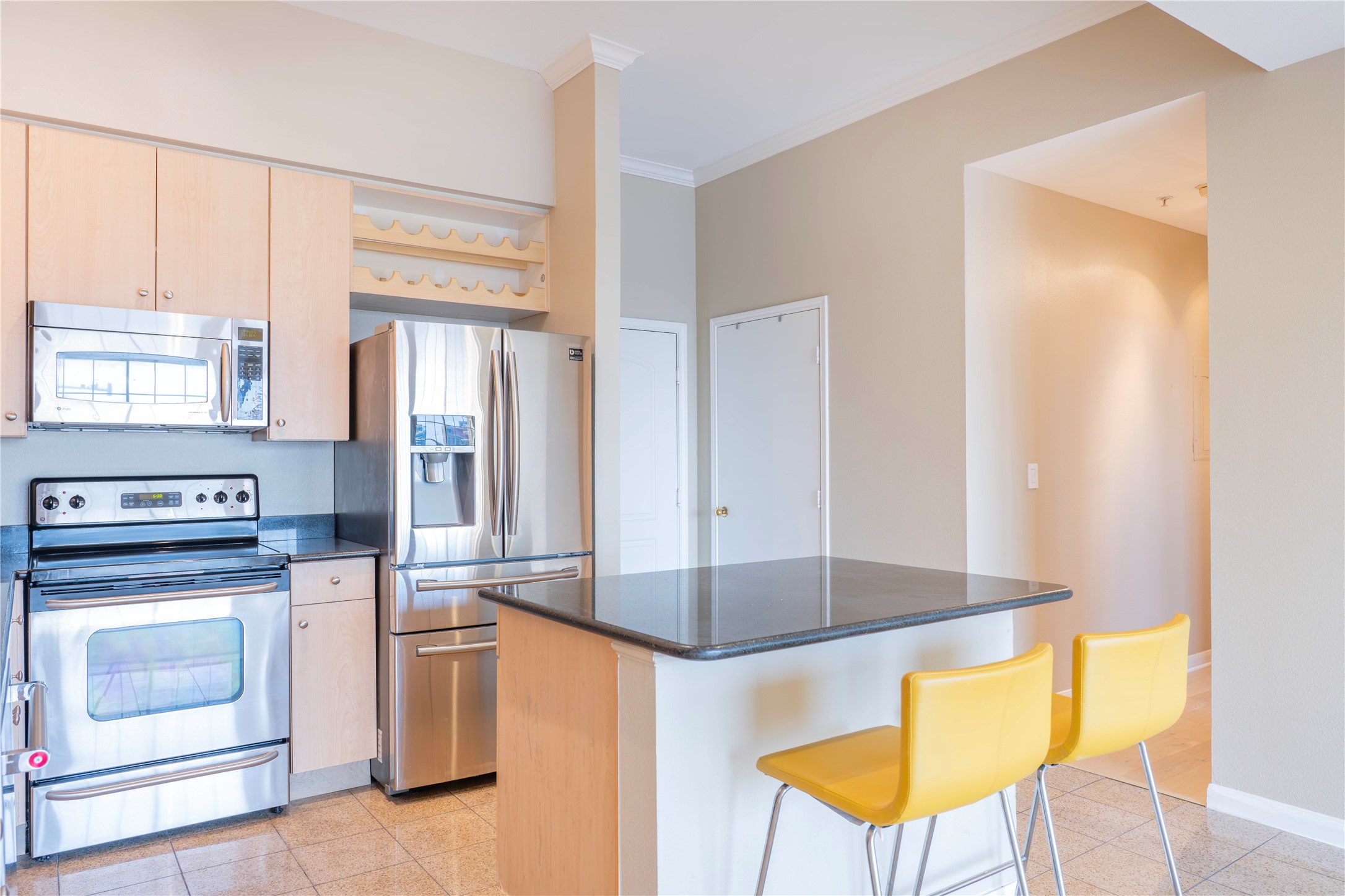 3225 Turtle Creek Boulevard 1114