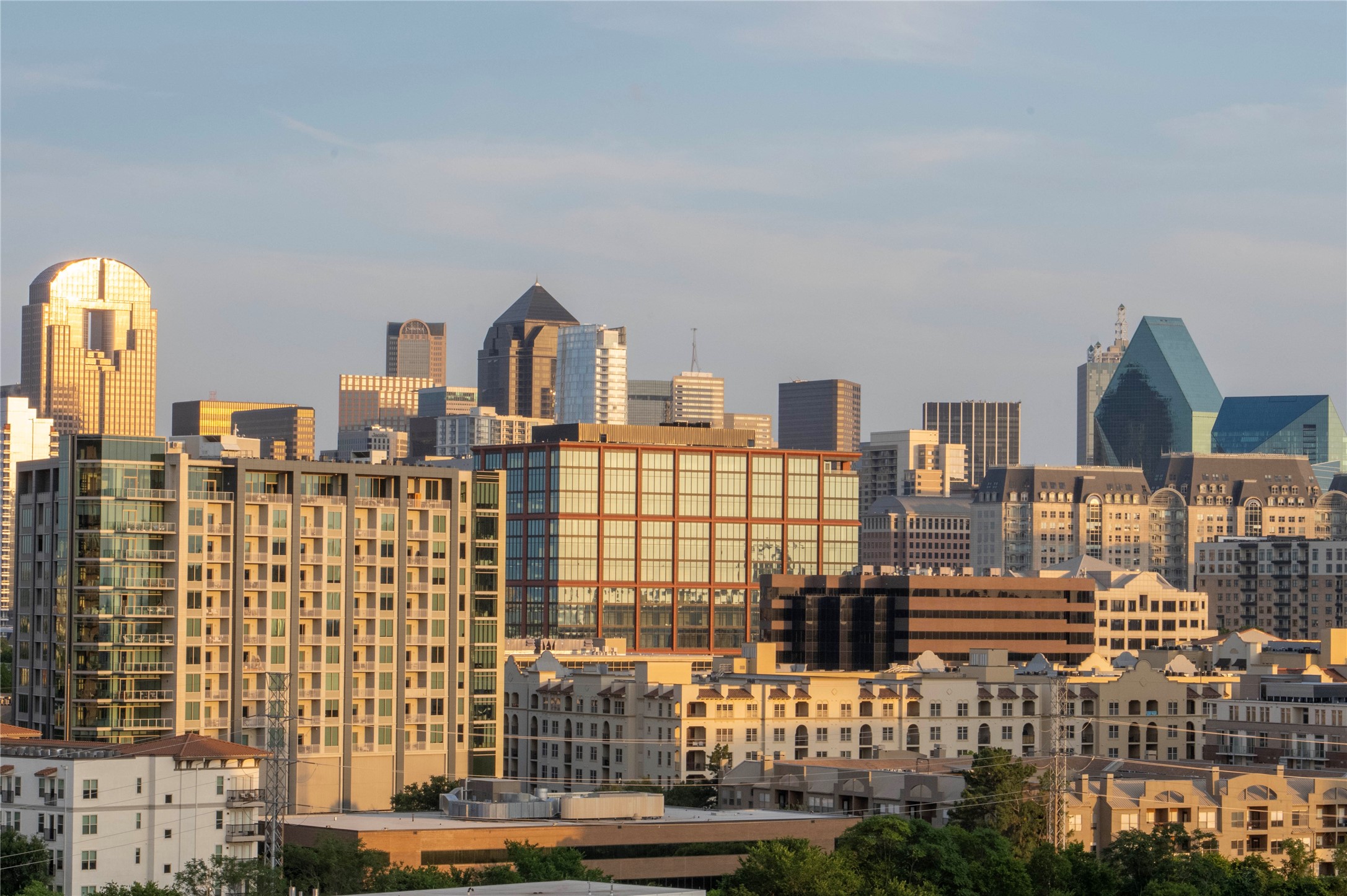 3225 Turtle Creek Boulevard 1114