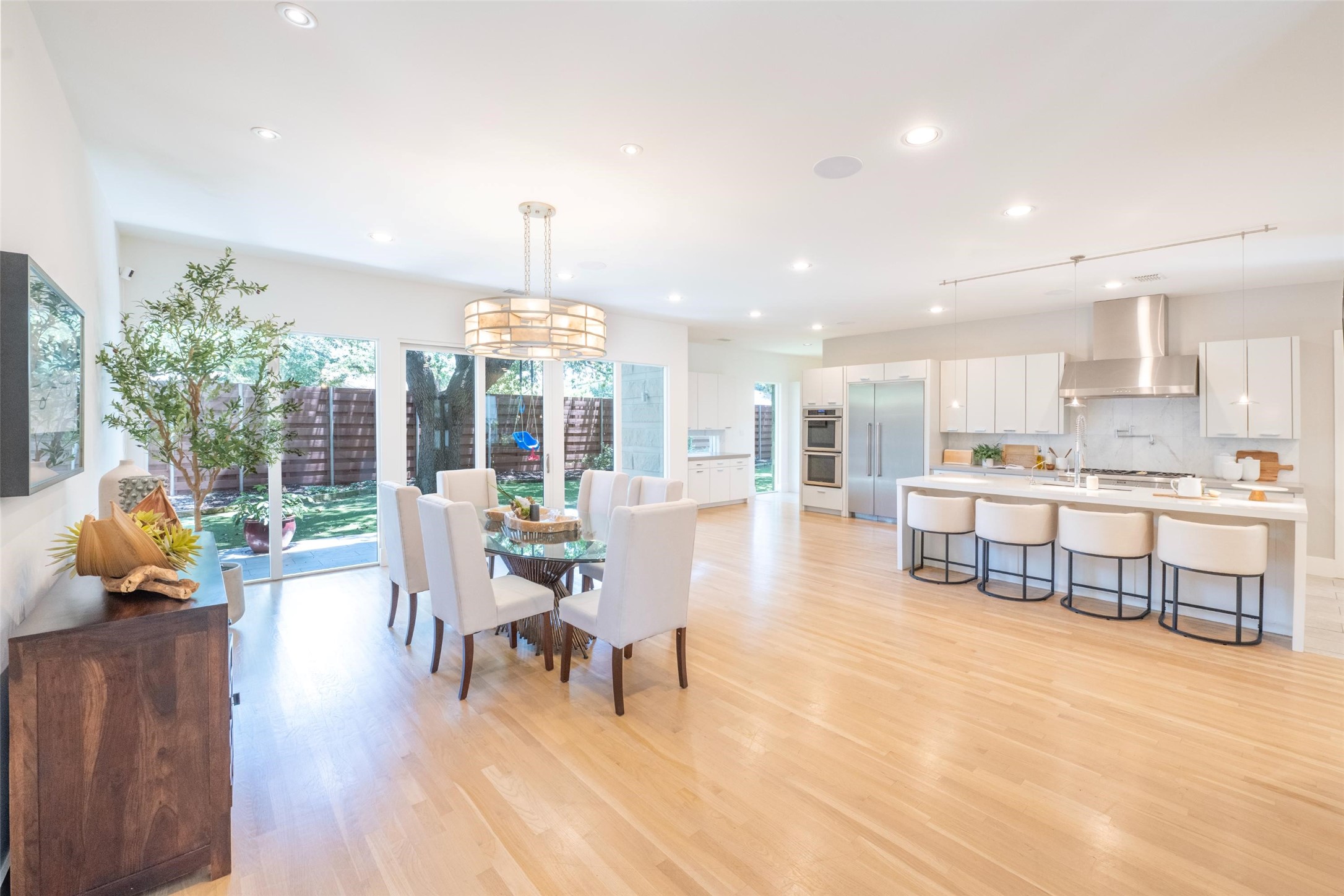 5624 Melshire Drive