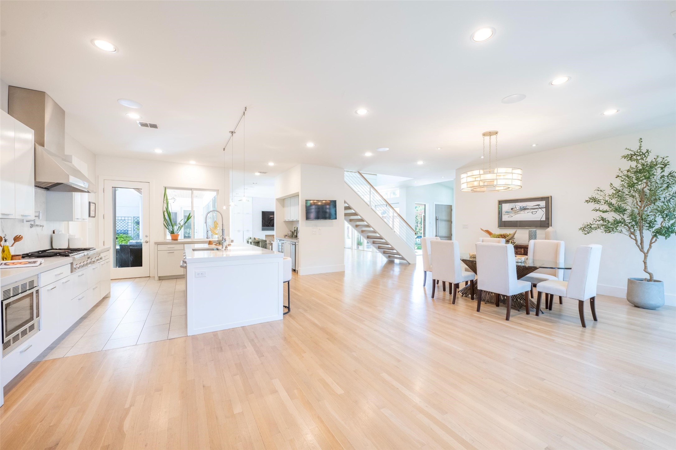 5624 Melshire Drive