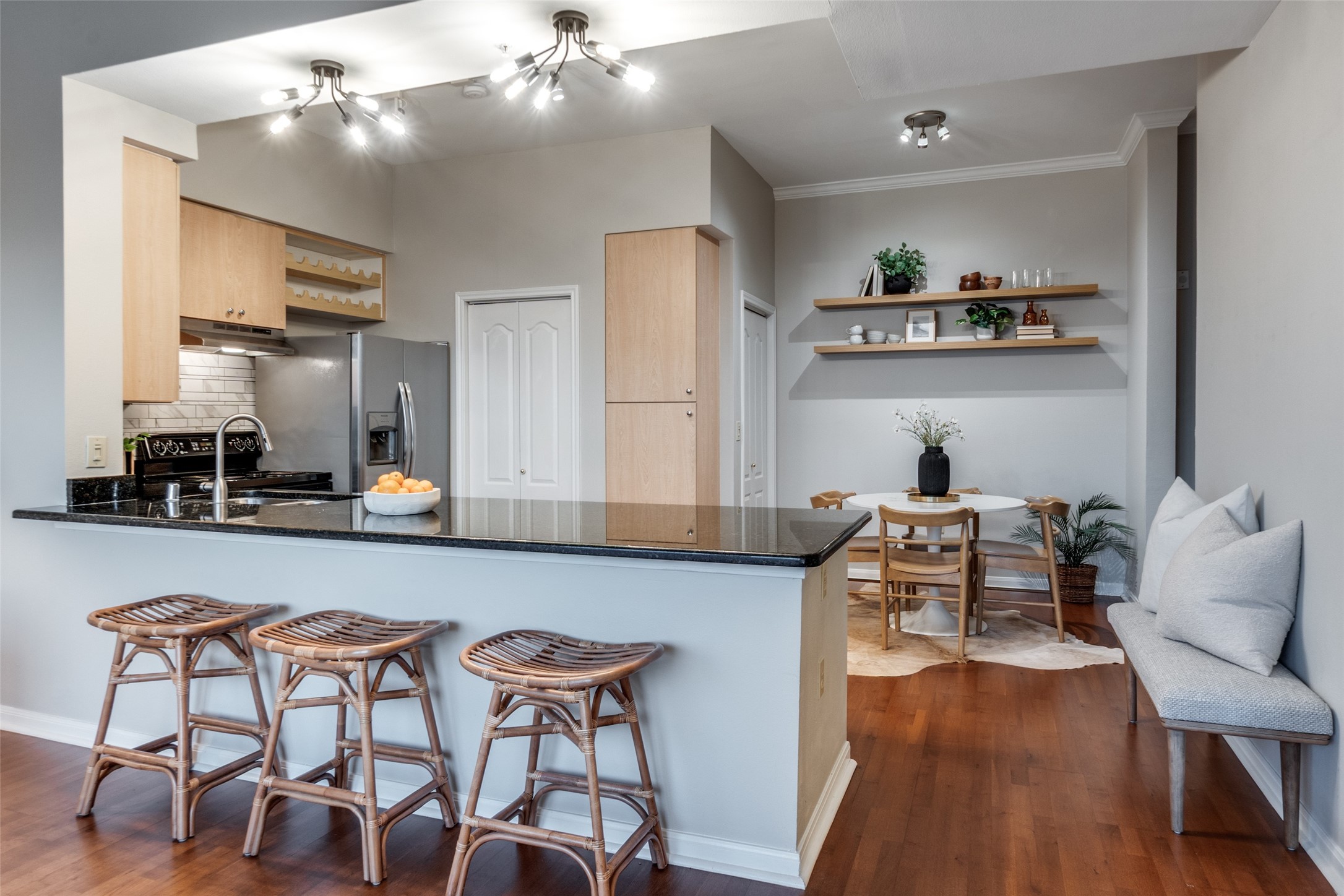 3225 Turtle Creek Boulevard 1234