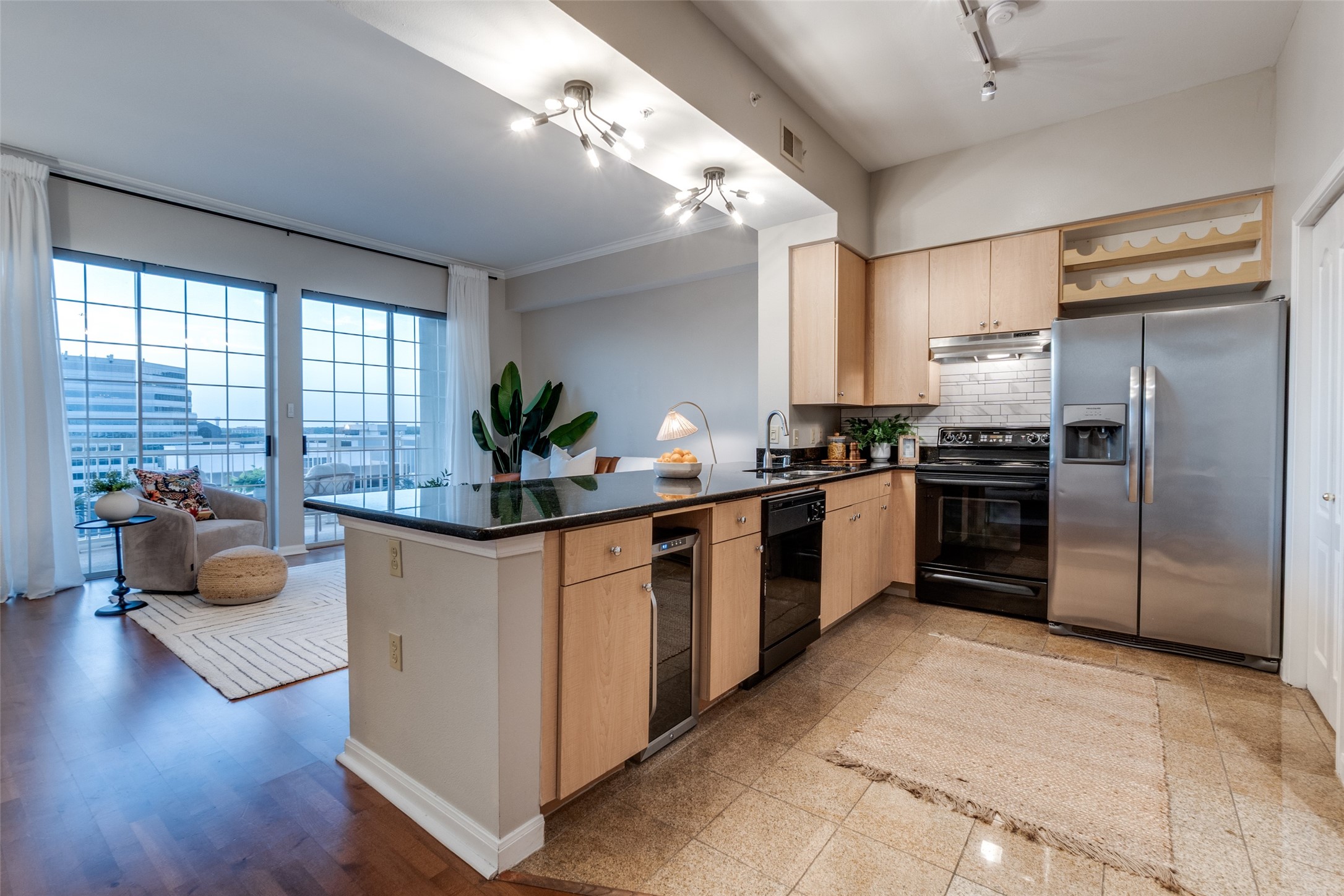 3225 Turtle Creek Boulevard 1234