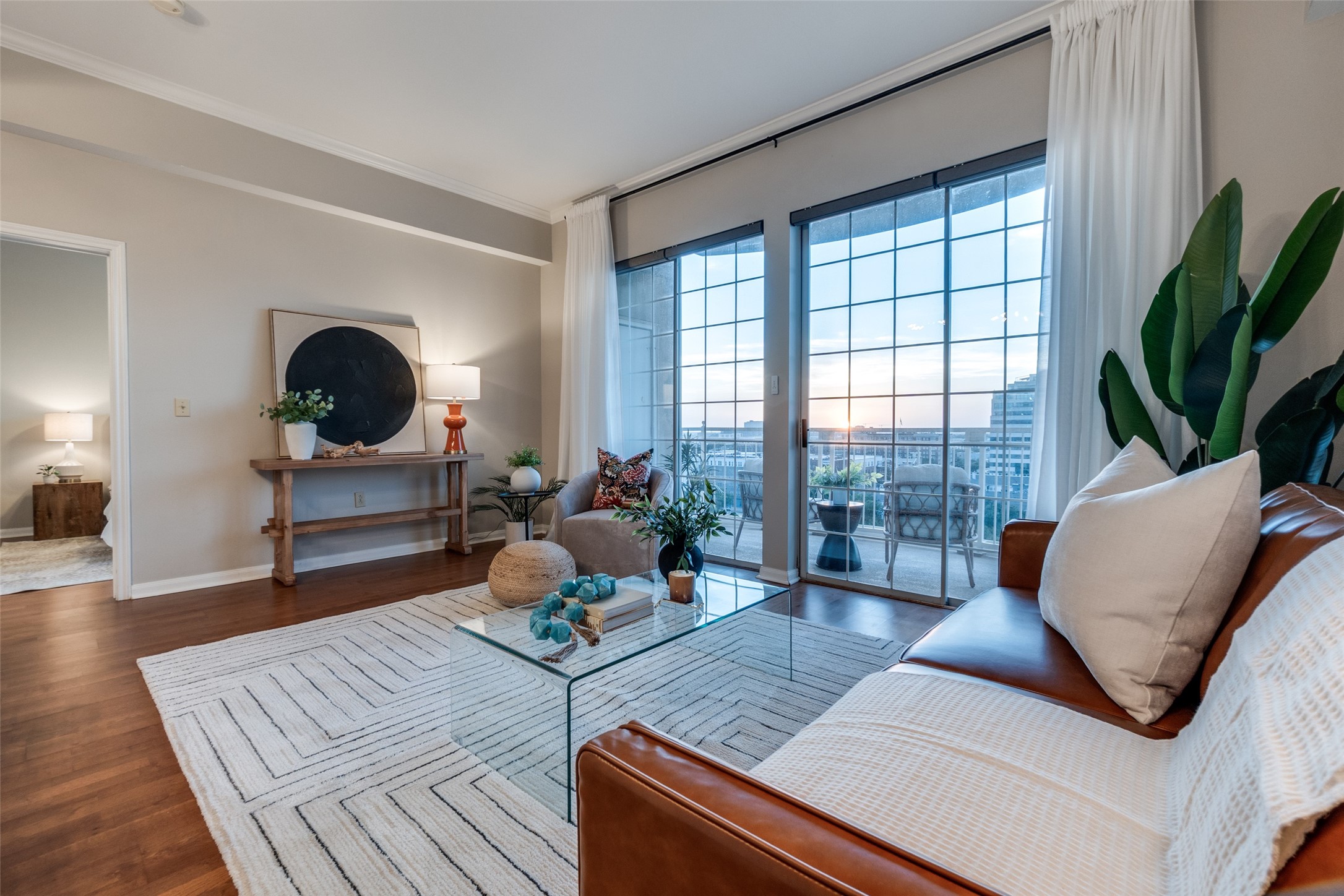 3225 Turtle Creek Boulevard 1234