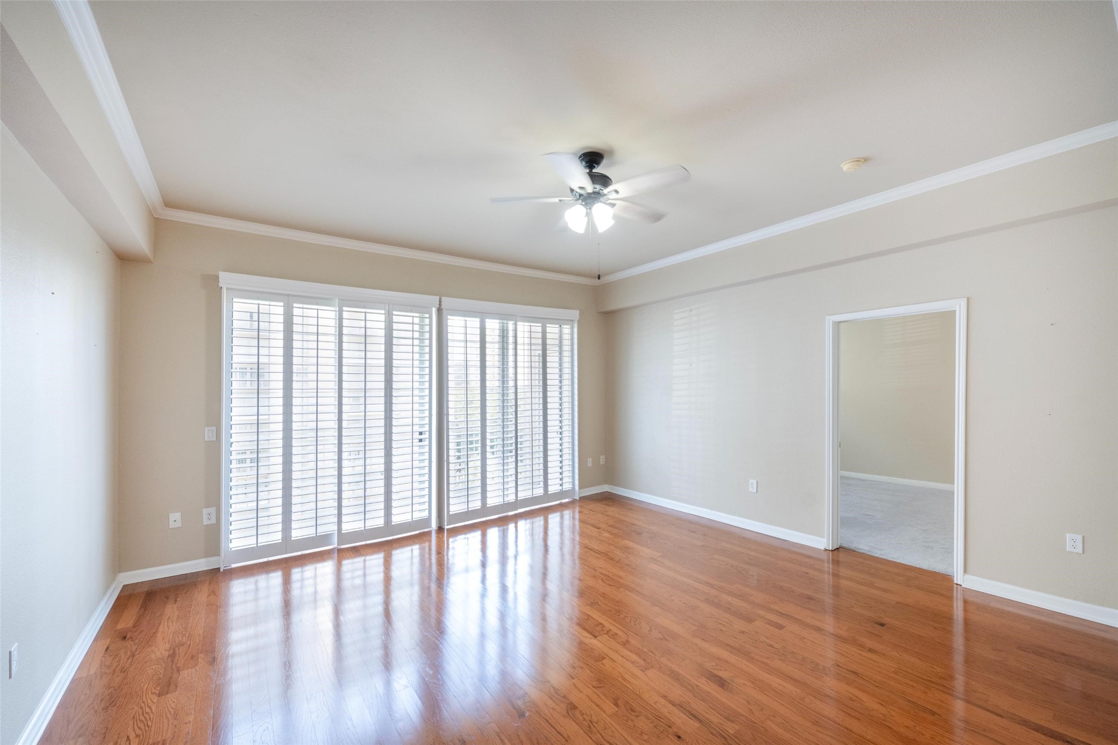 3225 Turtle Creek Boulevard 806