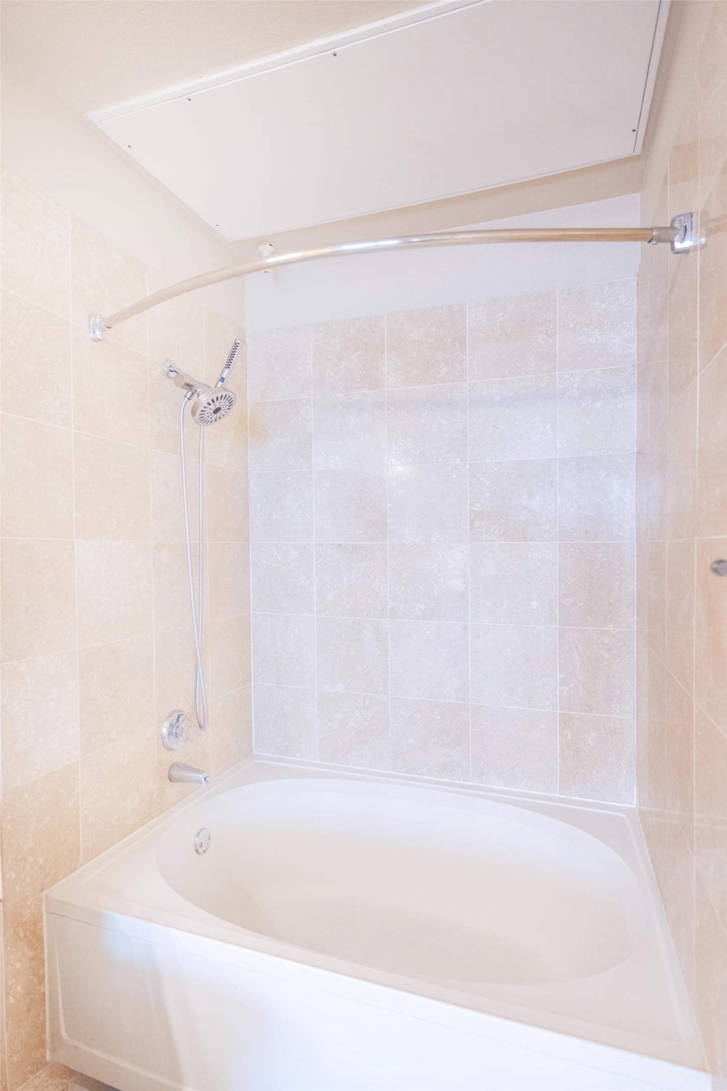 3225 Turtle Creek Boulevard 806