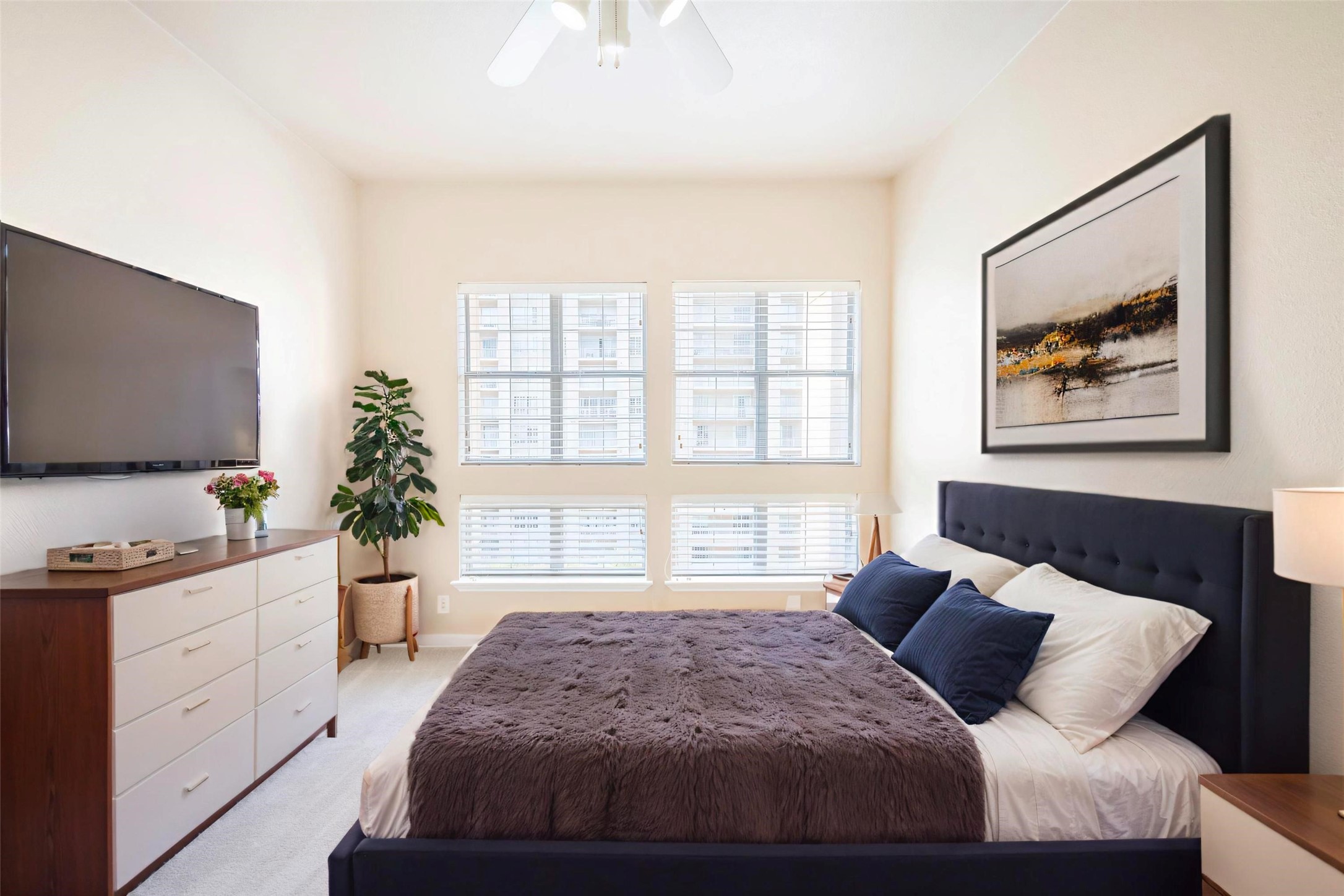 3225 Turtle Creek Boulevard 806