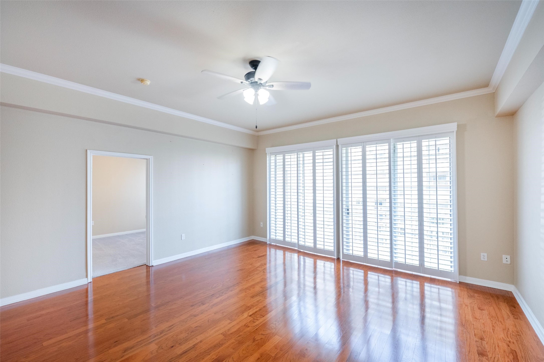 3225 Turtle Creek Boulevard 806